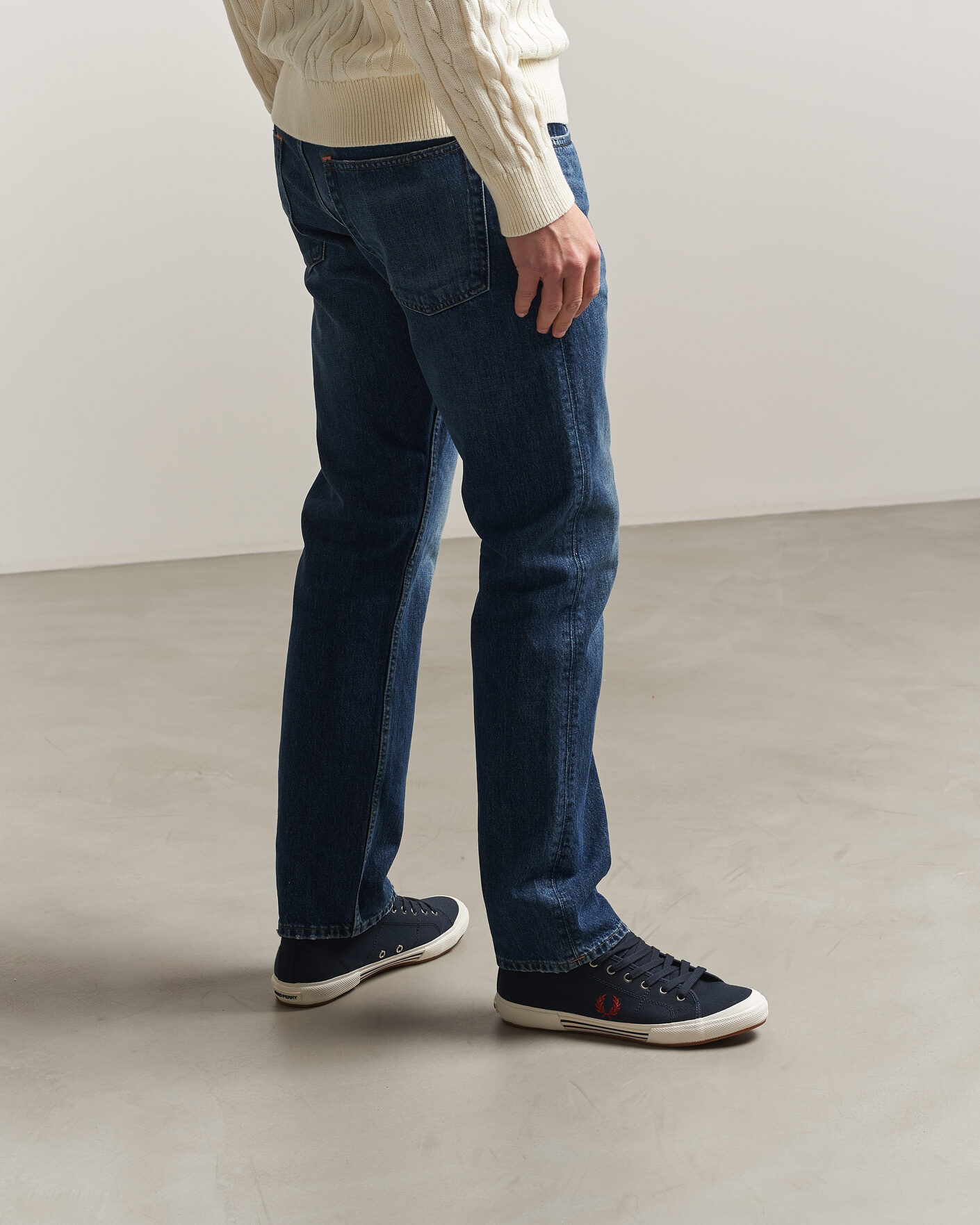 Mies | Tennarit | Fred Perry | B708 Vintage Tennis Sneaker Navy
