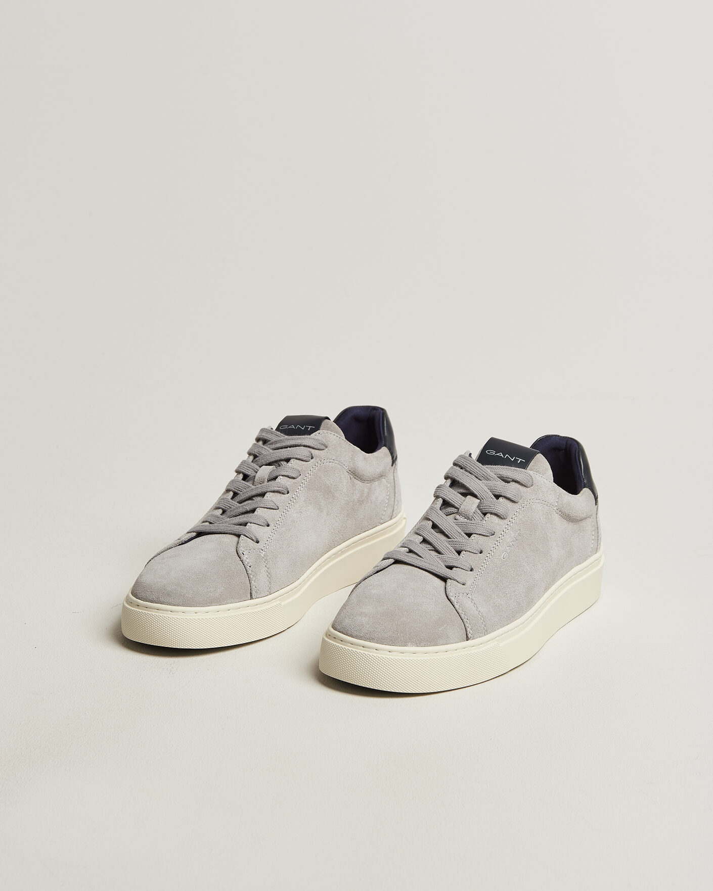 Mies | Tennarit | Gant | Mc Julien Suede Sneaker Light Grey