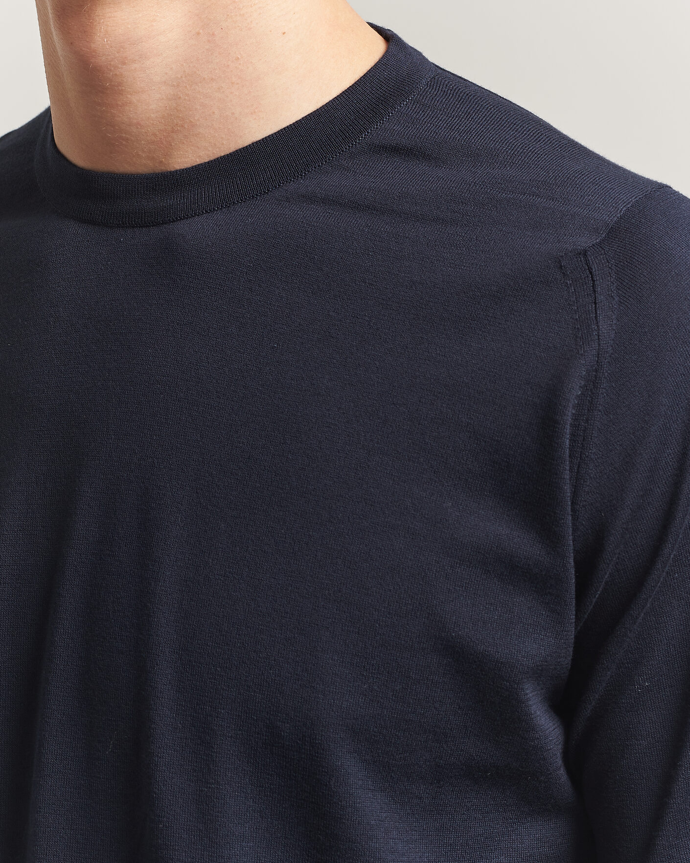 Mies | Puserot | John Smedley | Rowland Sea Island Crew Neck Pullover Navy