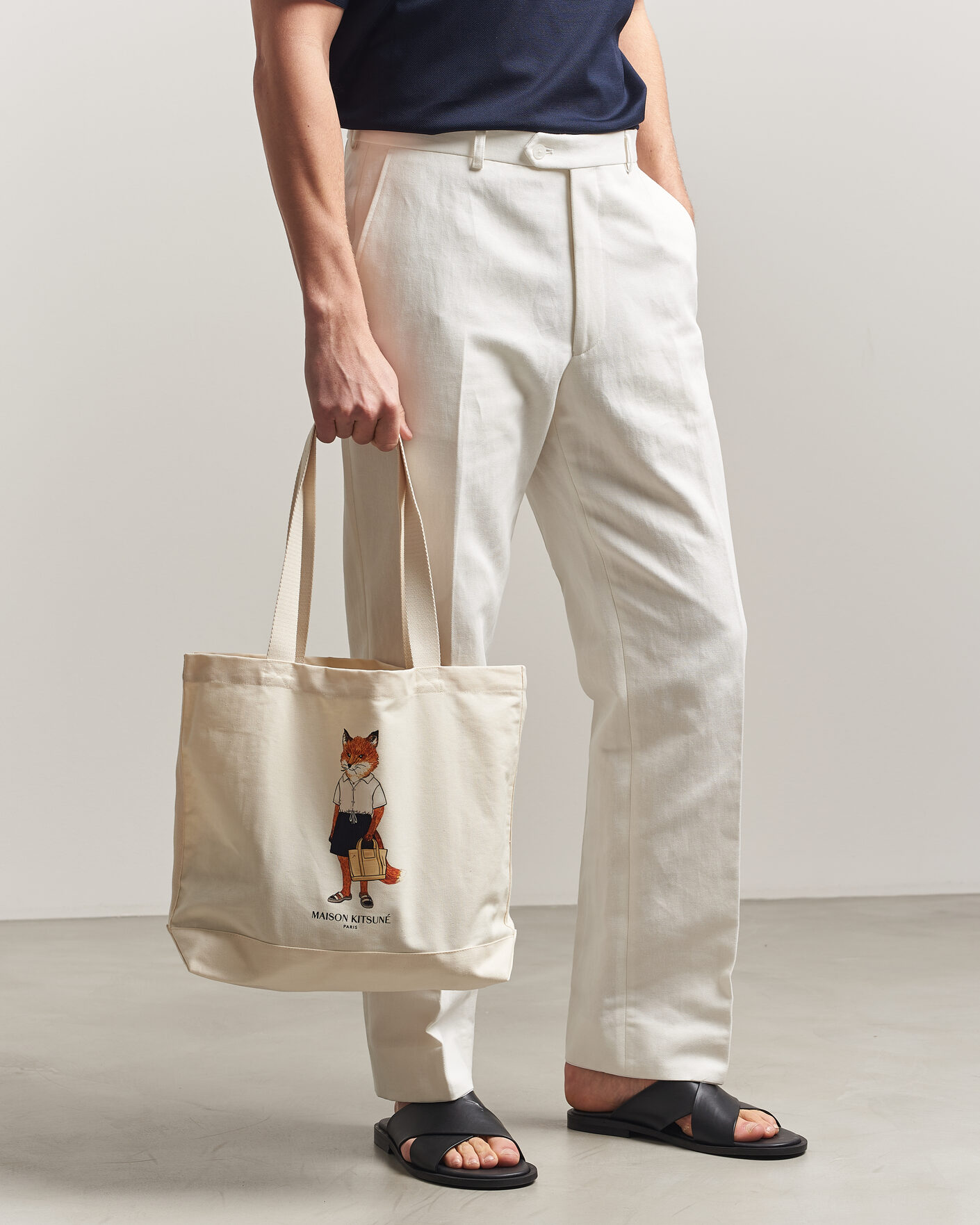 Mies | Laukut | Maison Kitsuné | Dressed Fox Totebag Ecru