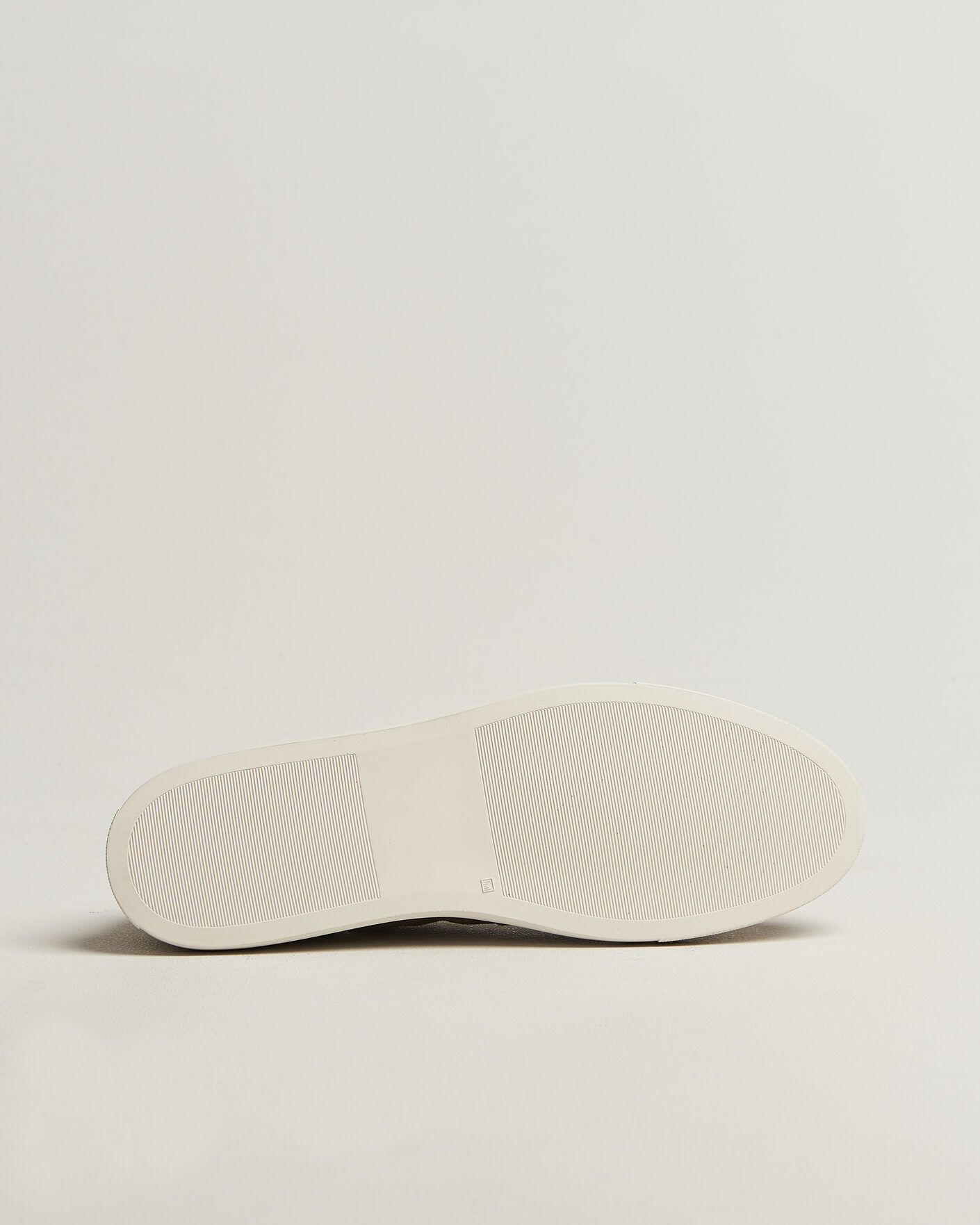 Mies | Tennarit | Common Projects | BBall Slim Deconstructed Suede Sneaker Taupe