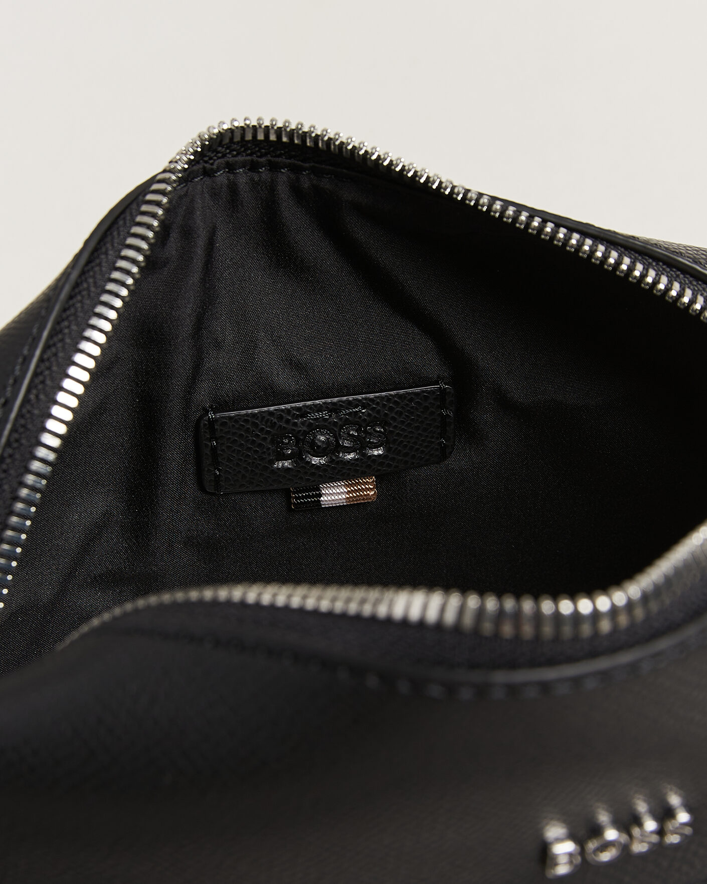 Mies | Laukut | BOSS BLACK | Daxter Leather Crossbody Bag Black