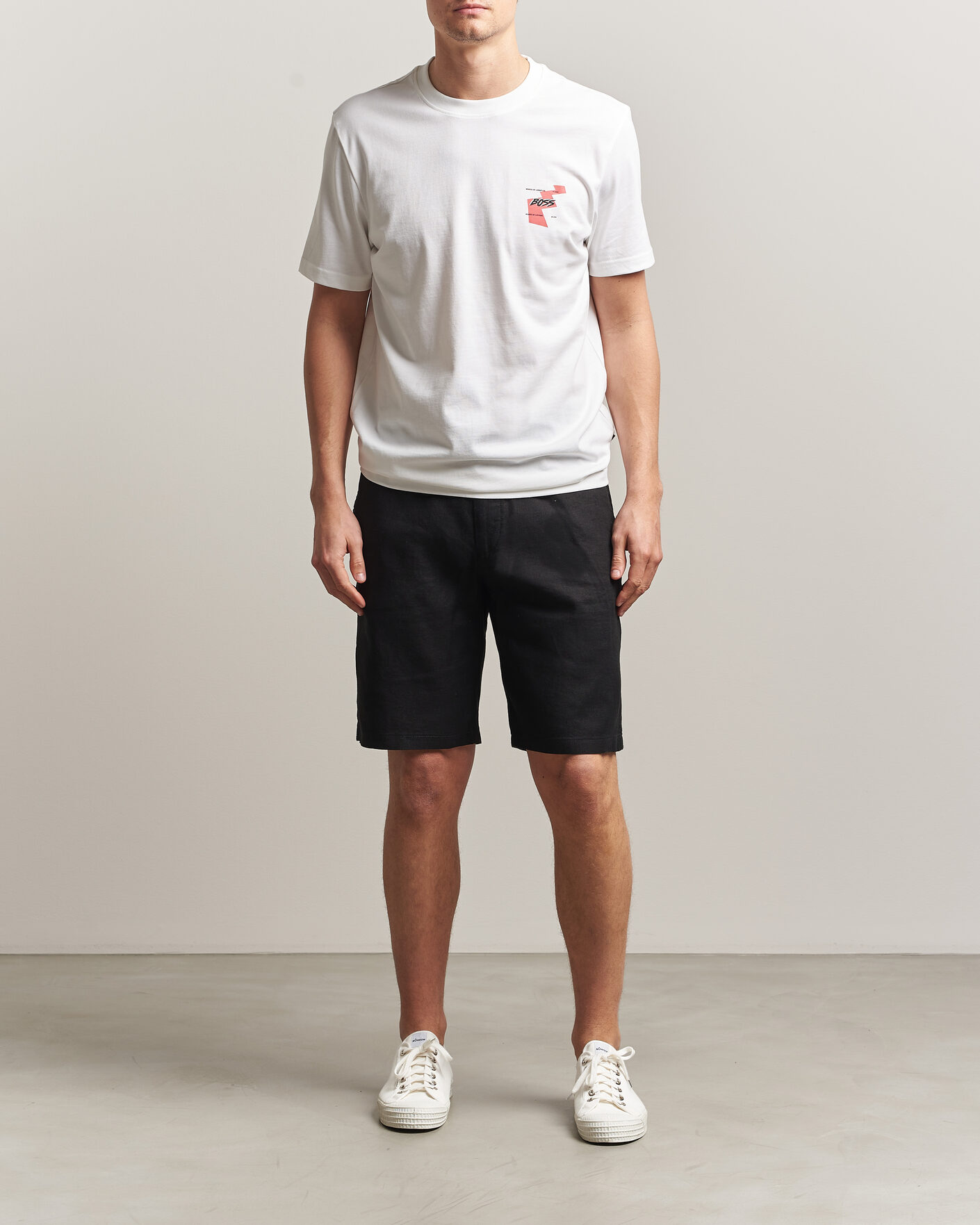 Mies | Shortsit | BOSS ORANGE | Tapered Linen Drawstring Shorts Black