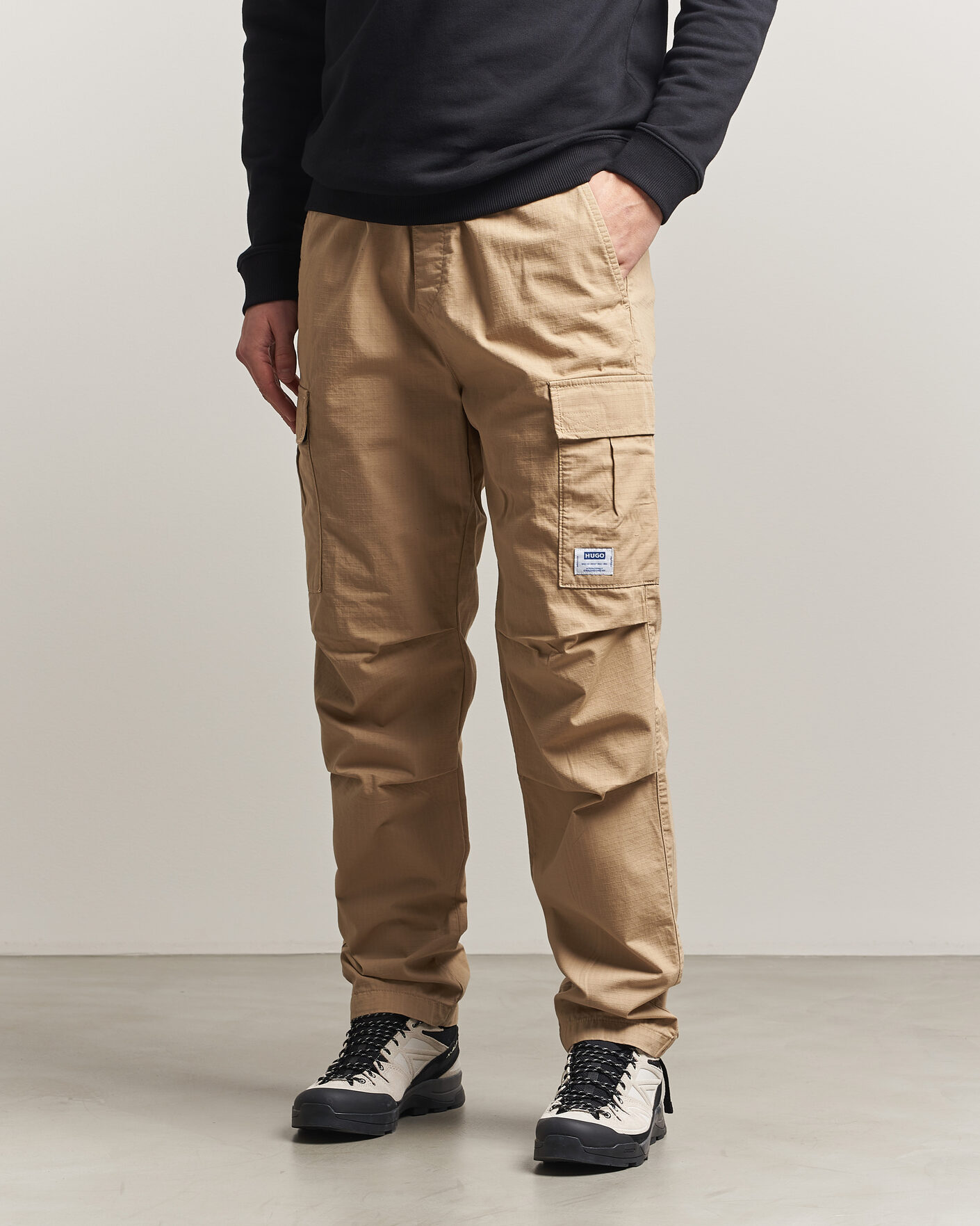 Mies | Housut | HUGO | Gadic Cargo Drawstring Pants Medium Beige
