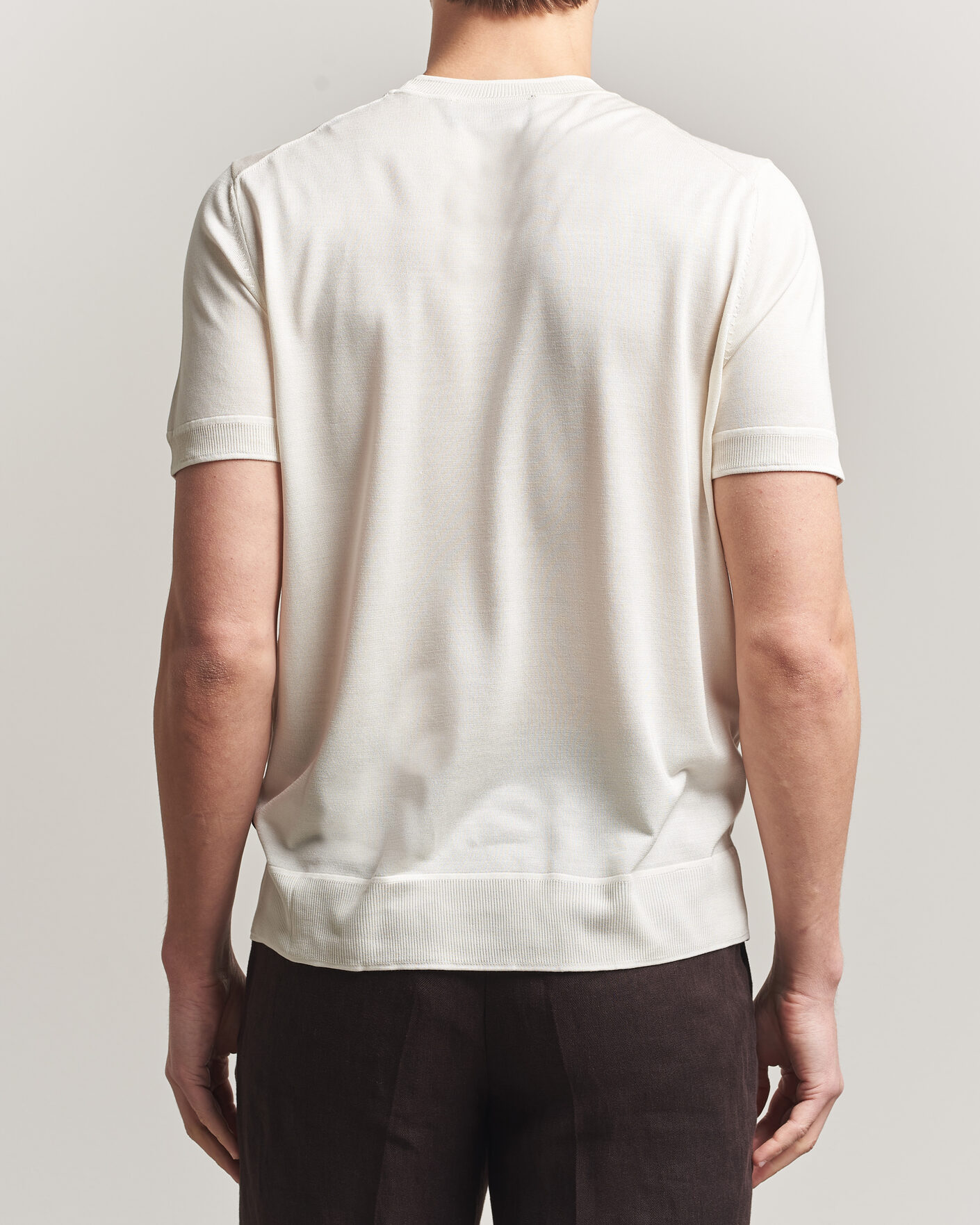 Mies | T-paidat | BOSS CAMEL | Nottano Silk Knitted T-Shirt Open White