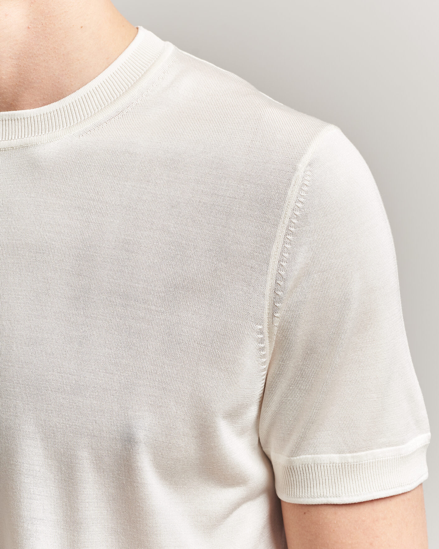 Mies | T-paidat | BOSS CAMEL | Nottano Silk Knitted T-Shirt Open White