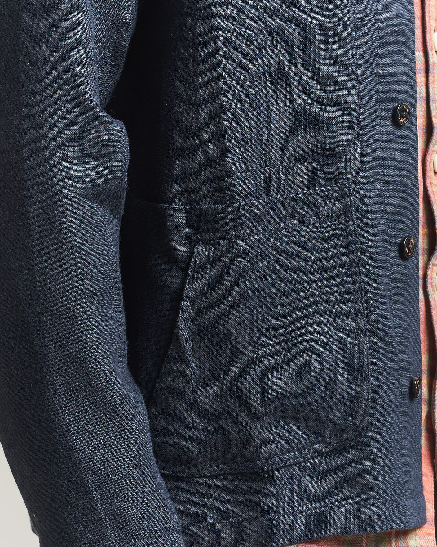 Mies | Kauluspaidat | Peregrine | Windsor Linen Shacket Navy Stripe