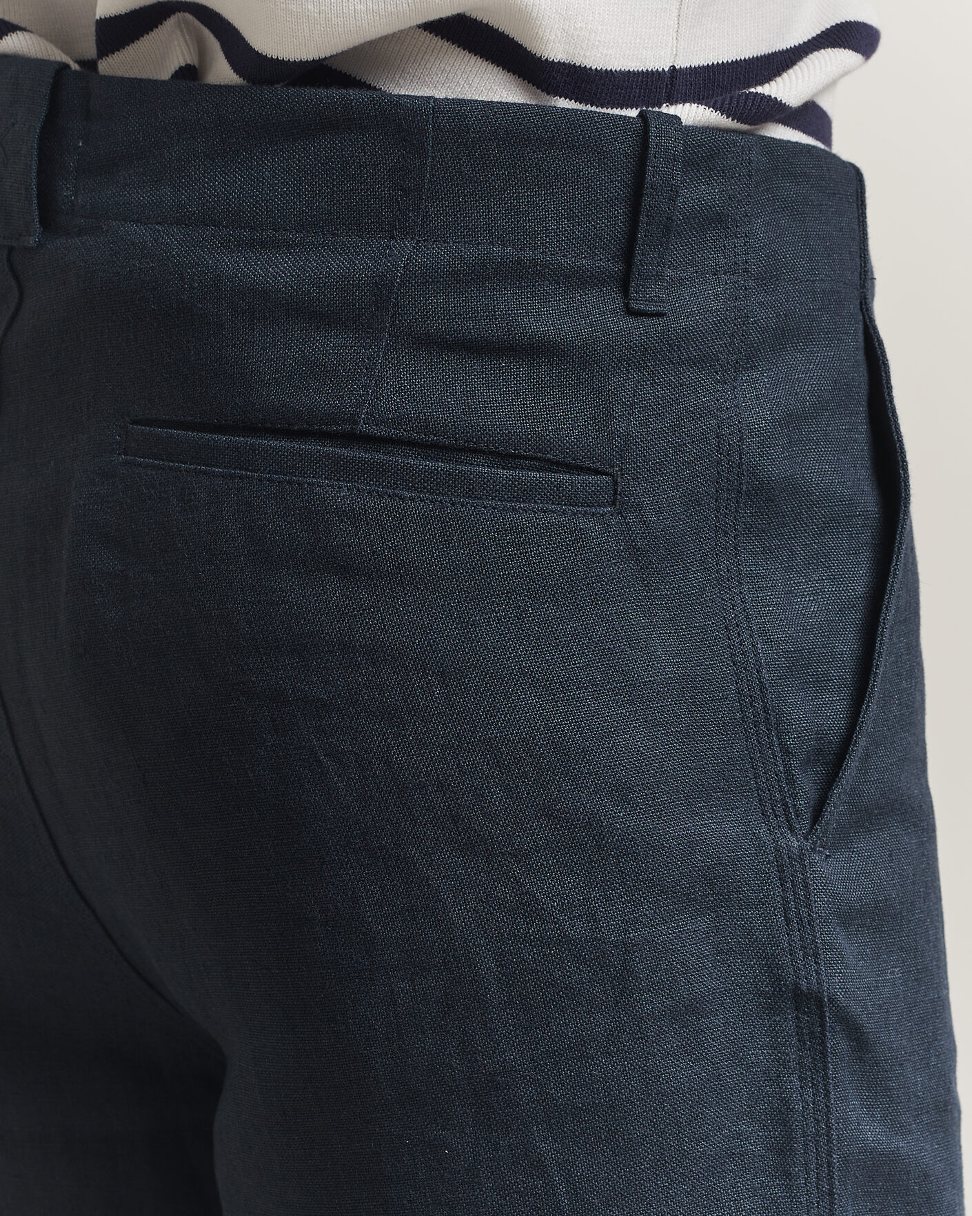 Mies | Shortsit | Peregrine | Windsor Linen Shorts Navy Stripe
