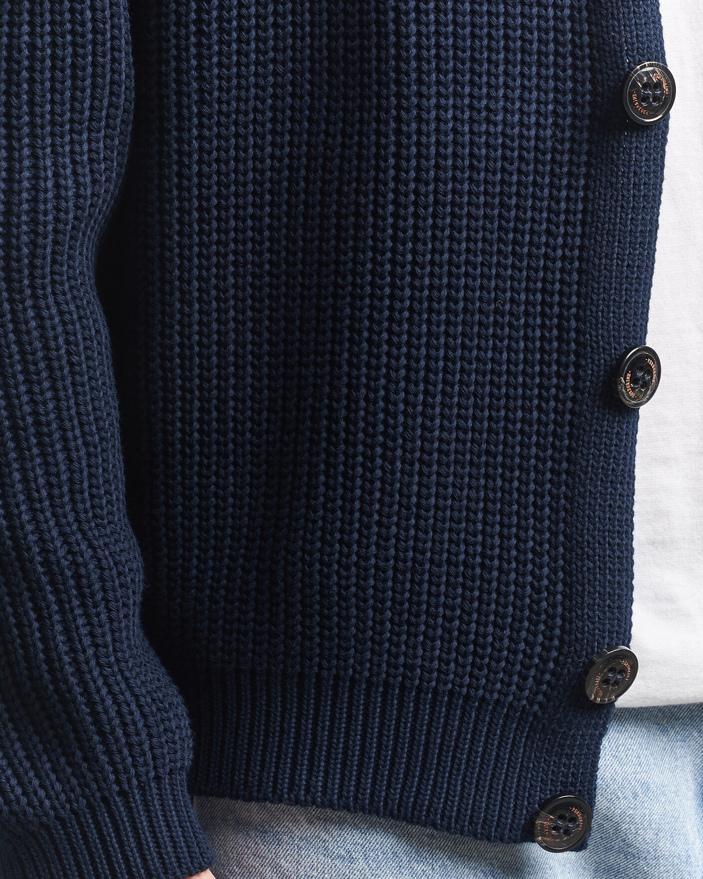 Mies | Puserot | Peregrine | River Cotton Cardigan Navy