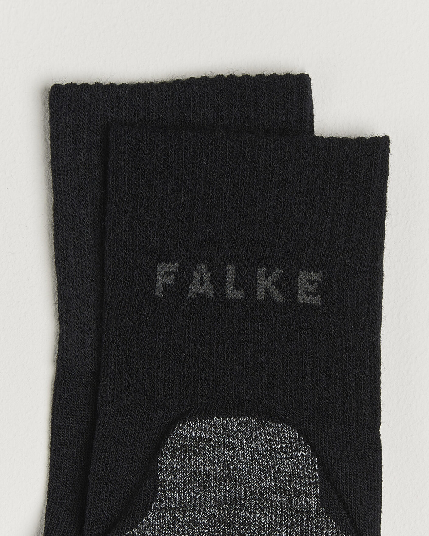 Mies | Alusvaatteet | Falke Sport | TK2 Explore Short Trekking Socks Black Mix
