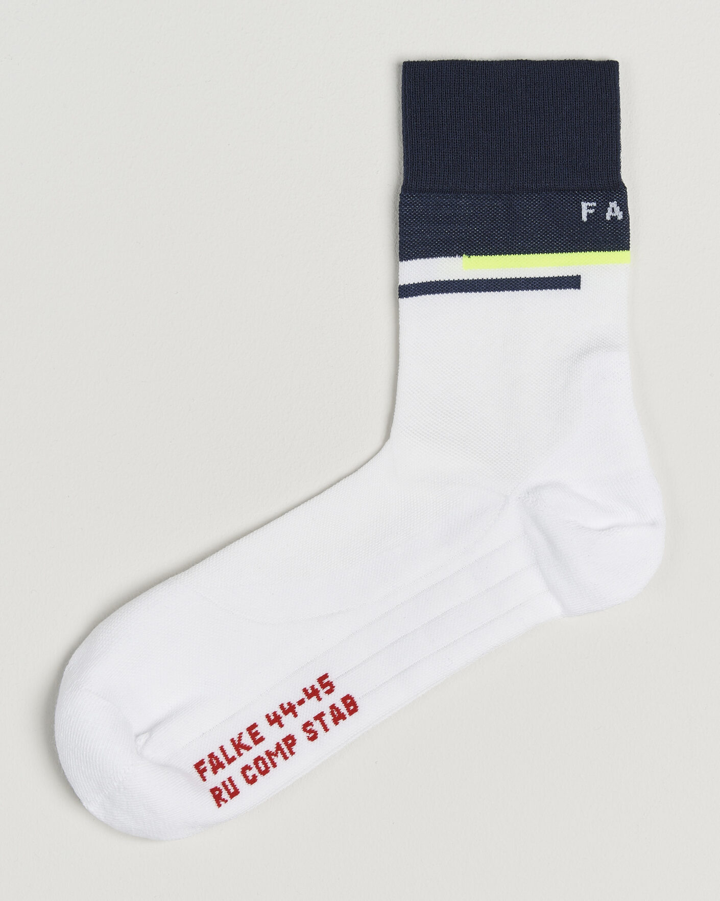 Mies | Alusvaatteet | Falke Sport | RU Compression Stabilizing Running Socks White