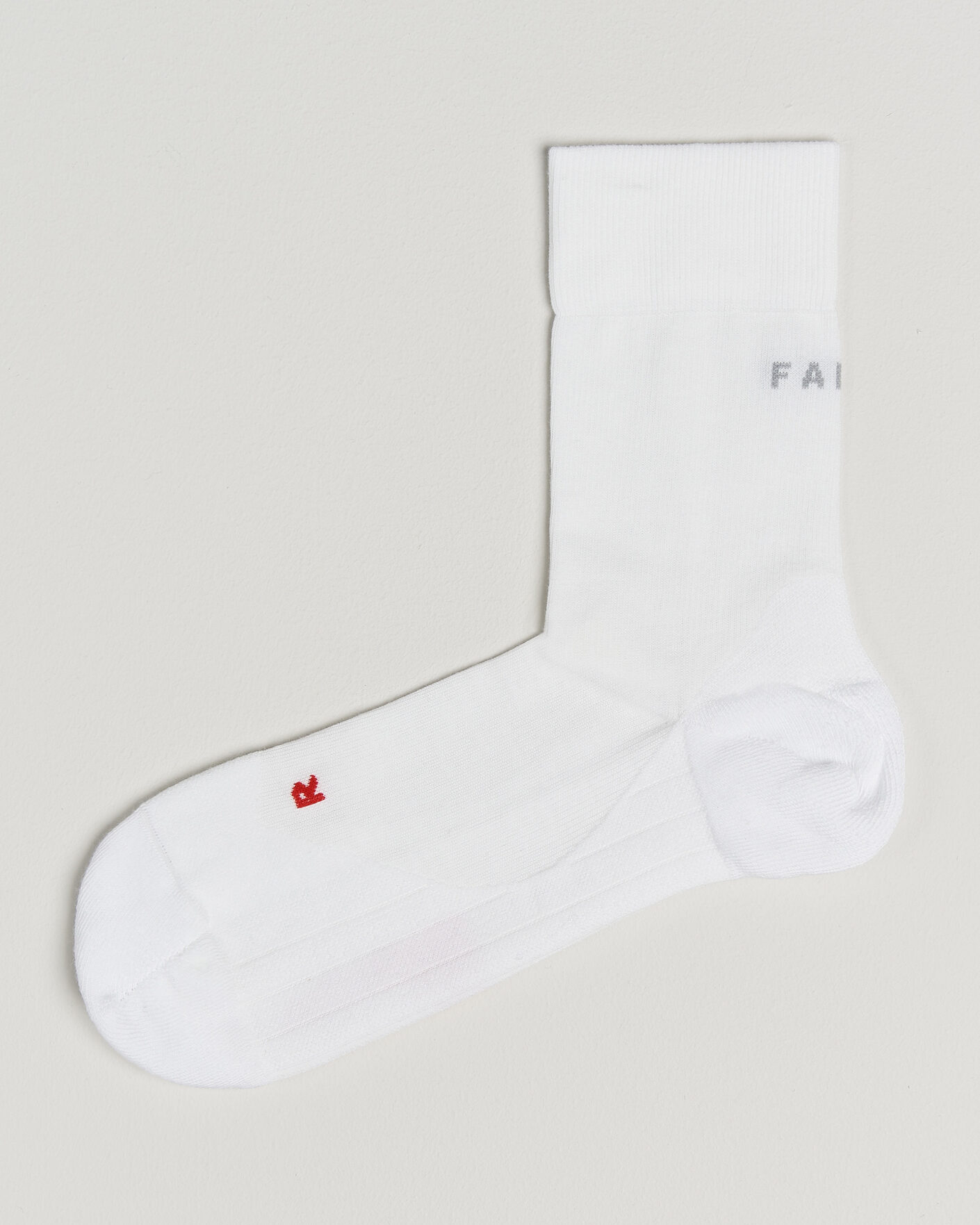 Mies | Alusvaatteet | Falke Sport | RU4 Endurance Compression Running Socks White