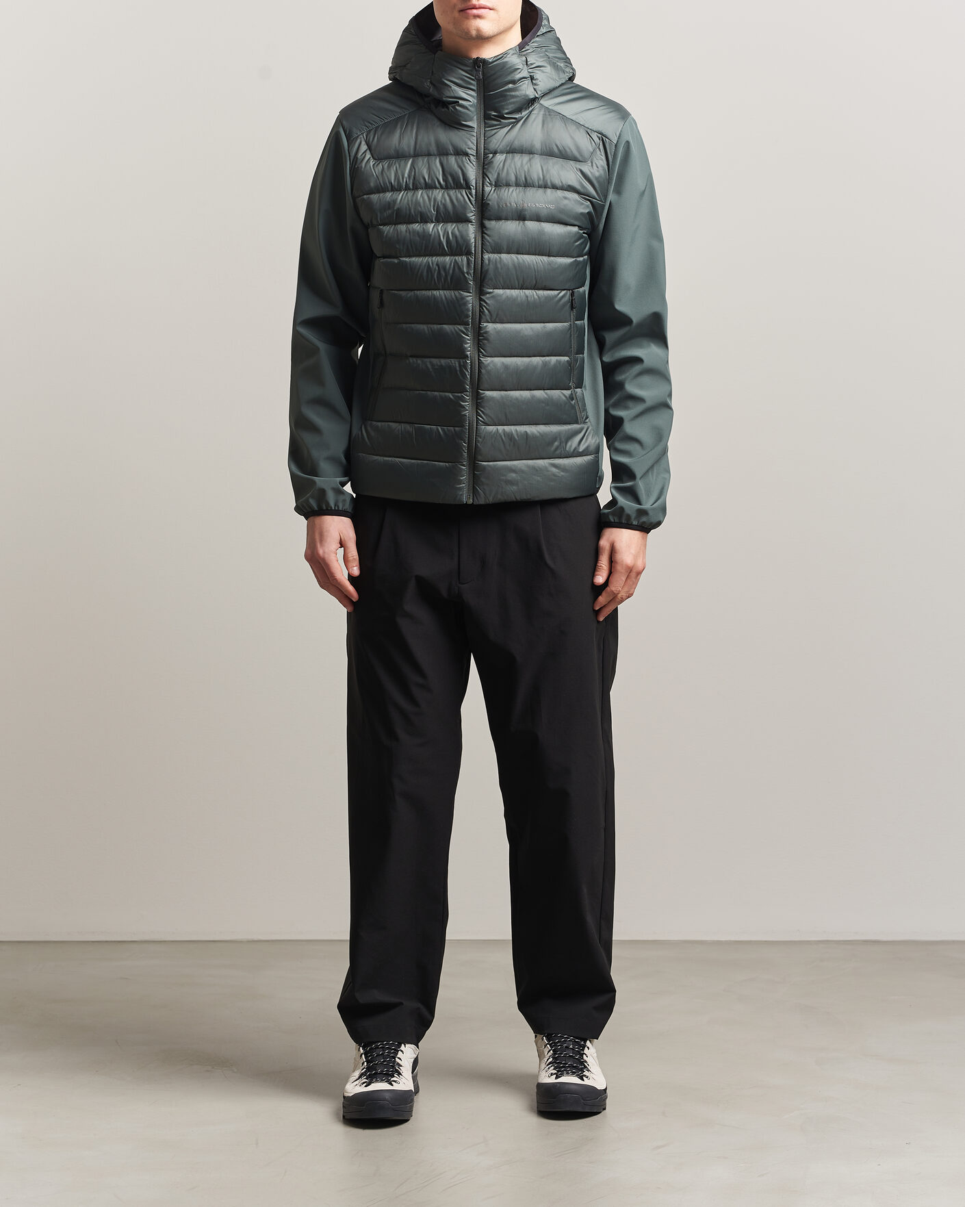 Mies | Takit | Sail Racing | Spray Hooded Hybrid Jacket Aurora Green