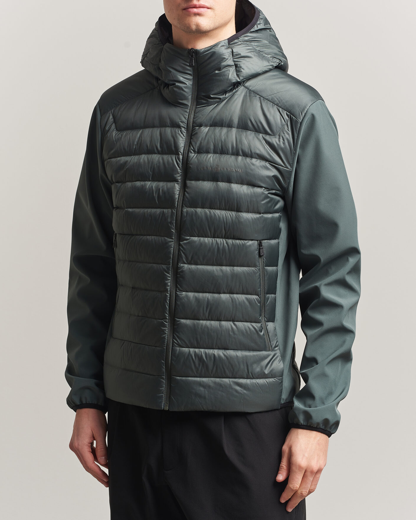 Mies | Takit | Sail Racing | Spray Hooded Hybrid Jacket Aurora Green
