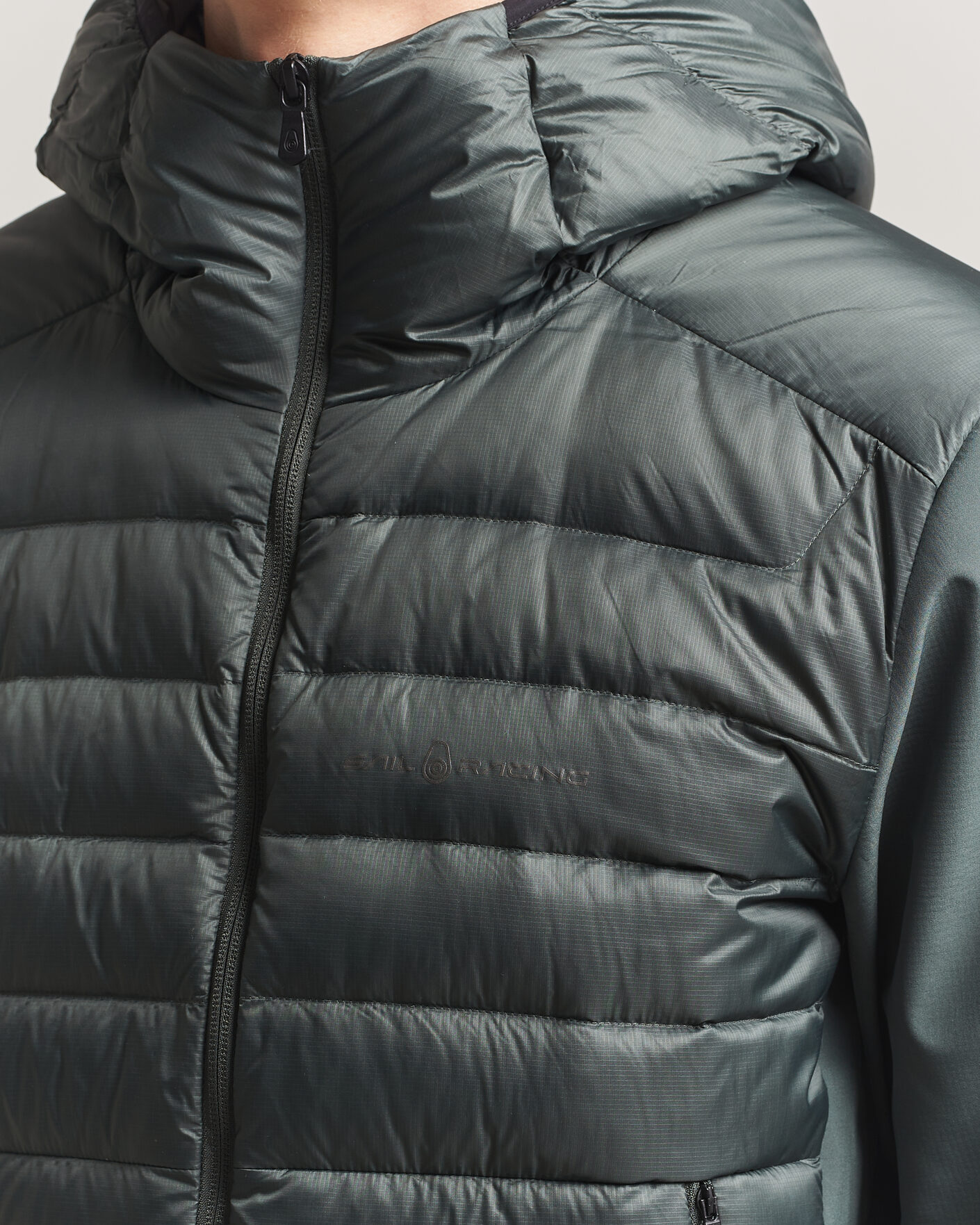 Mies | Takit | Sail Racing | Spray Hooded Hybrid Jacket Aurora Green