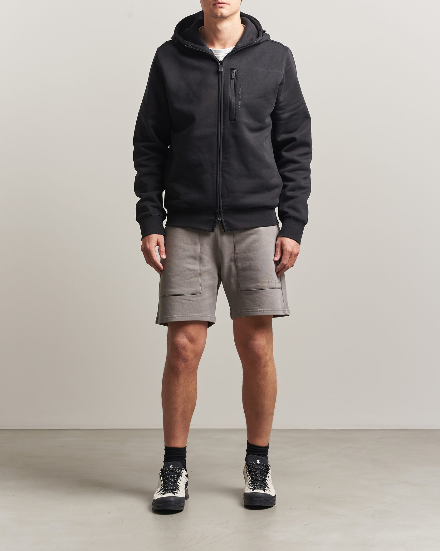 Mies | Shortsit | Sail Racing | Bowman Monochrome Sweatshorts Oyster