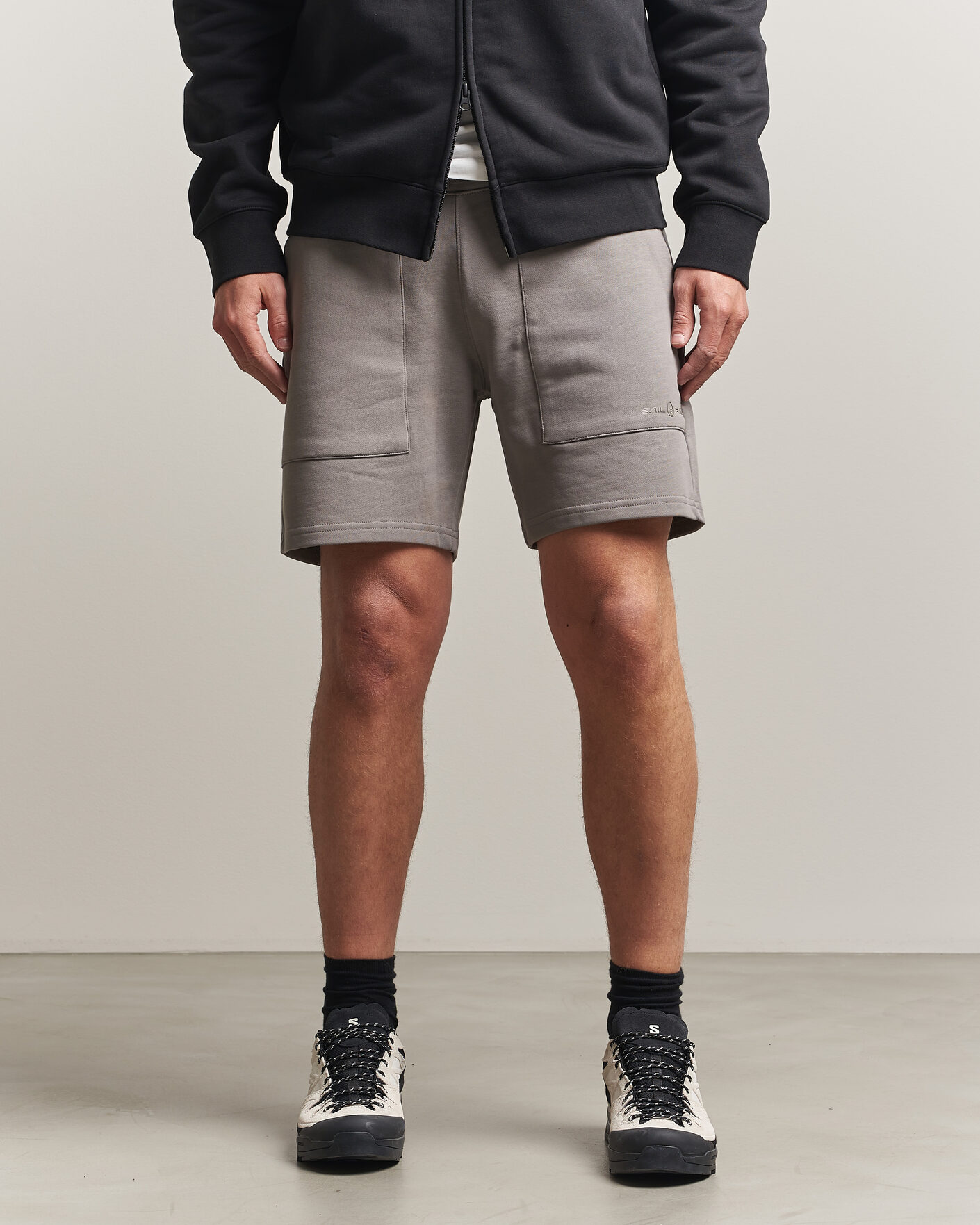 Mies | Shortsit | Sail Racing | Bowman Monochrome Sweatshorts Oyster