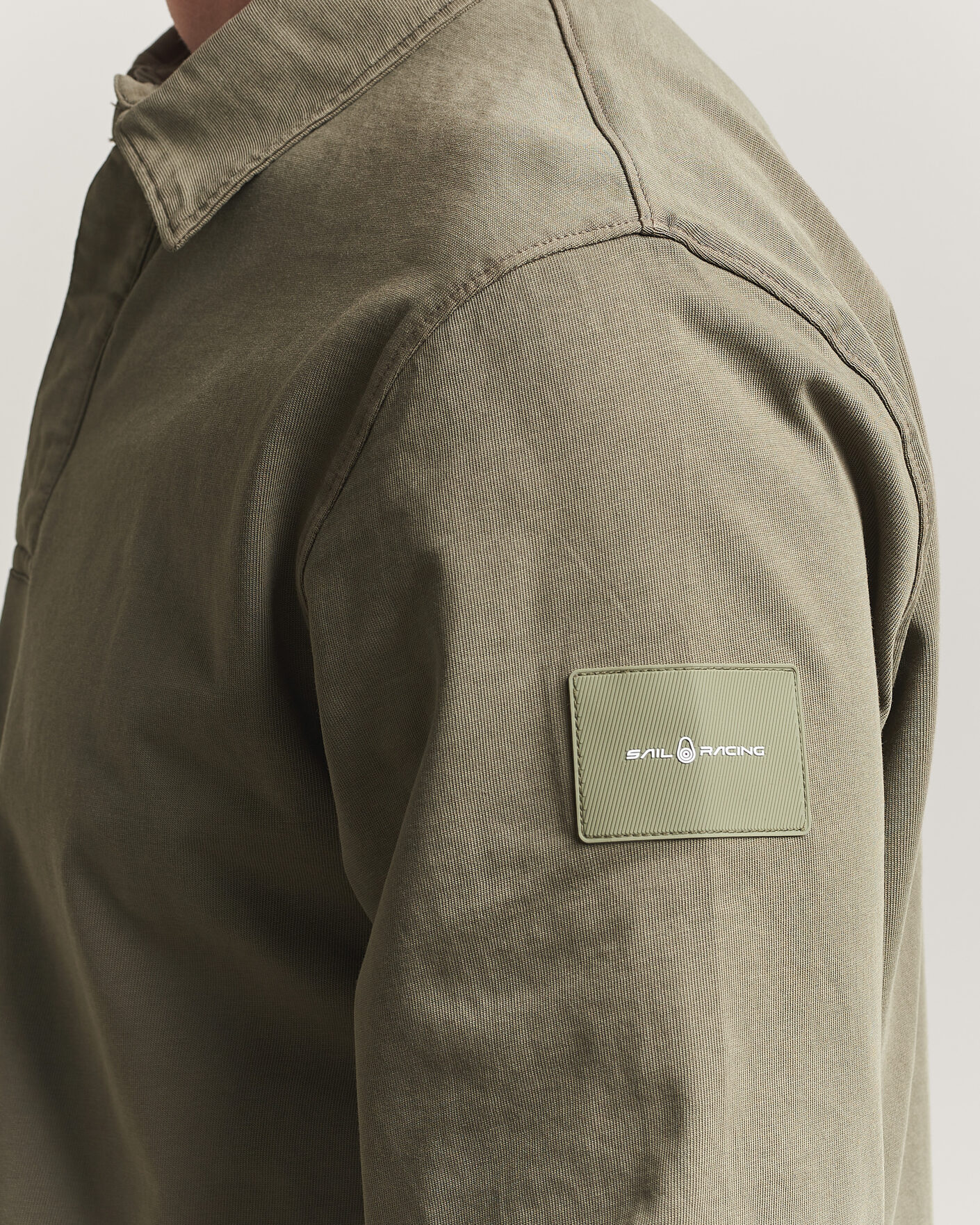Mies | Puserot | Sail Racing | Wind Pigment Dyed Rugger Mud Green