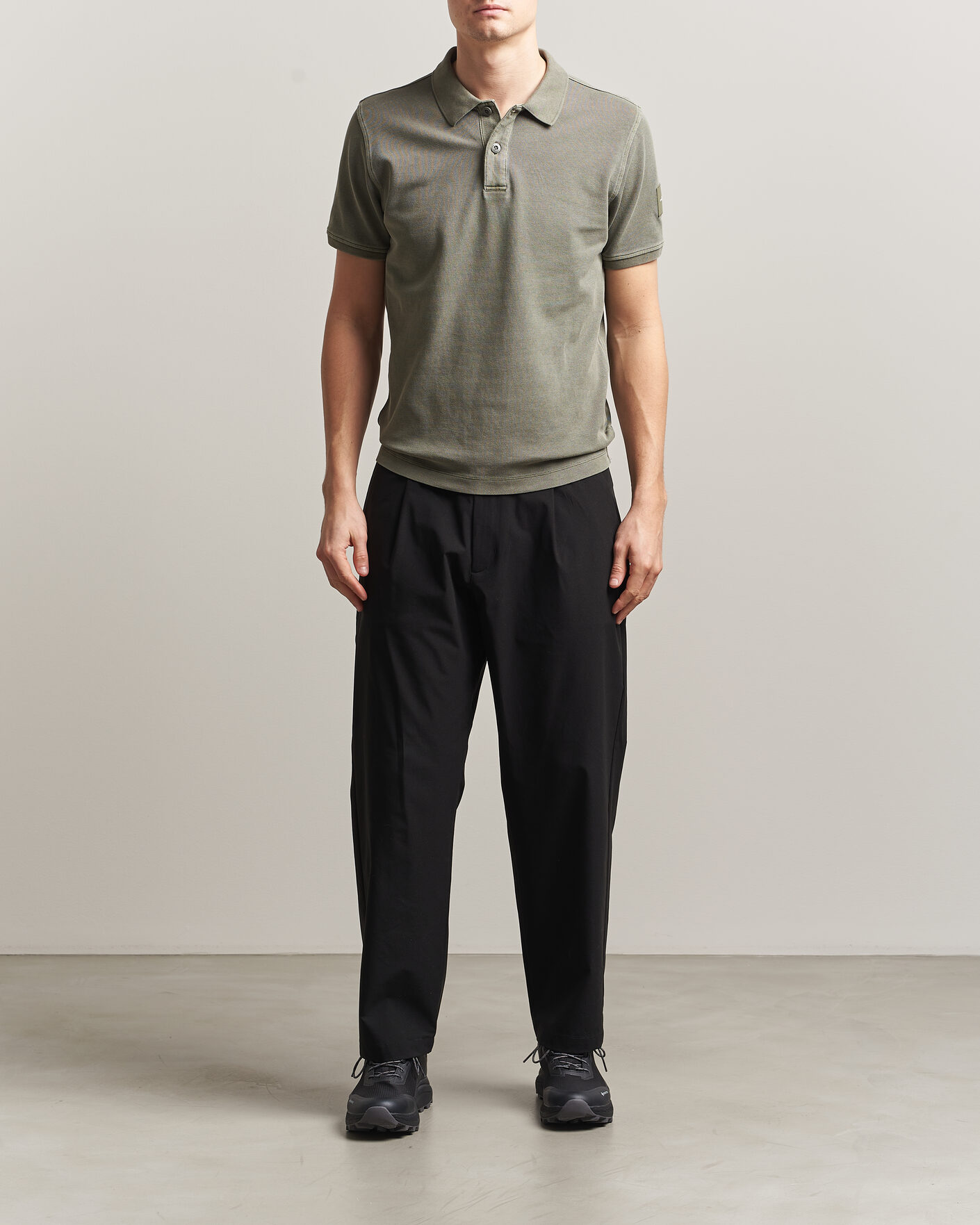 Mies | Pikeet | Sail Racing | Wind Pigment Dyed Polo Mud Green