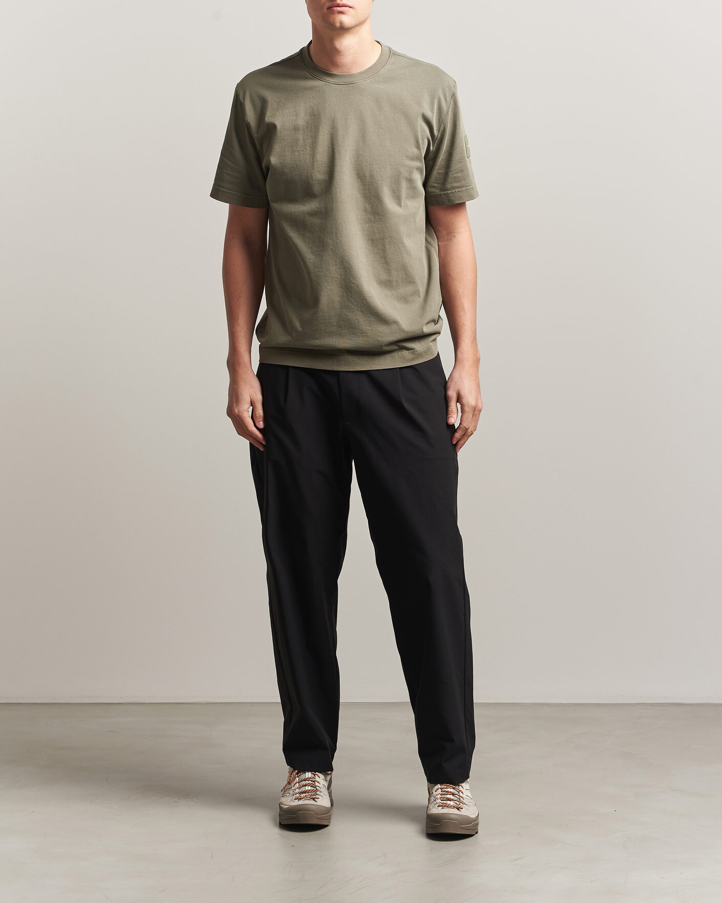 Mies | T-paidat | Sail Racing | Wind Pigment Dyed T-Shirt Mud Green