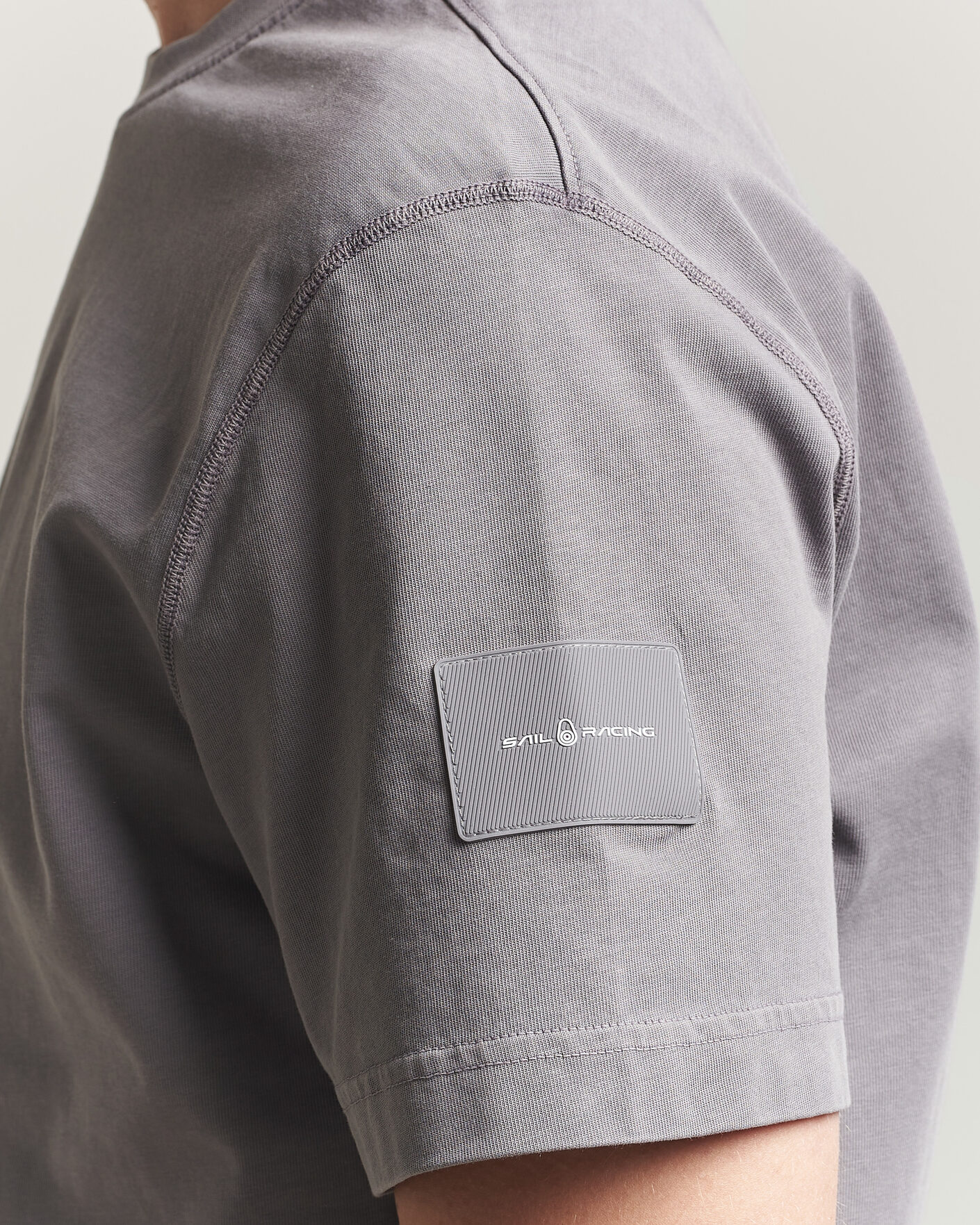 Mies | T-paidat | Sail Racing | Wind Pigment Dyed T-Shirt Frost Grey