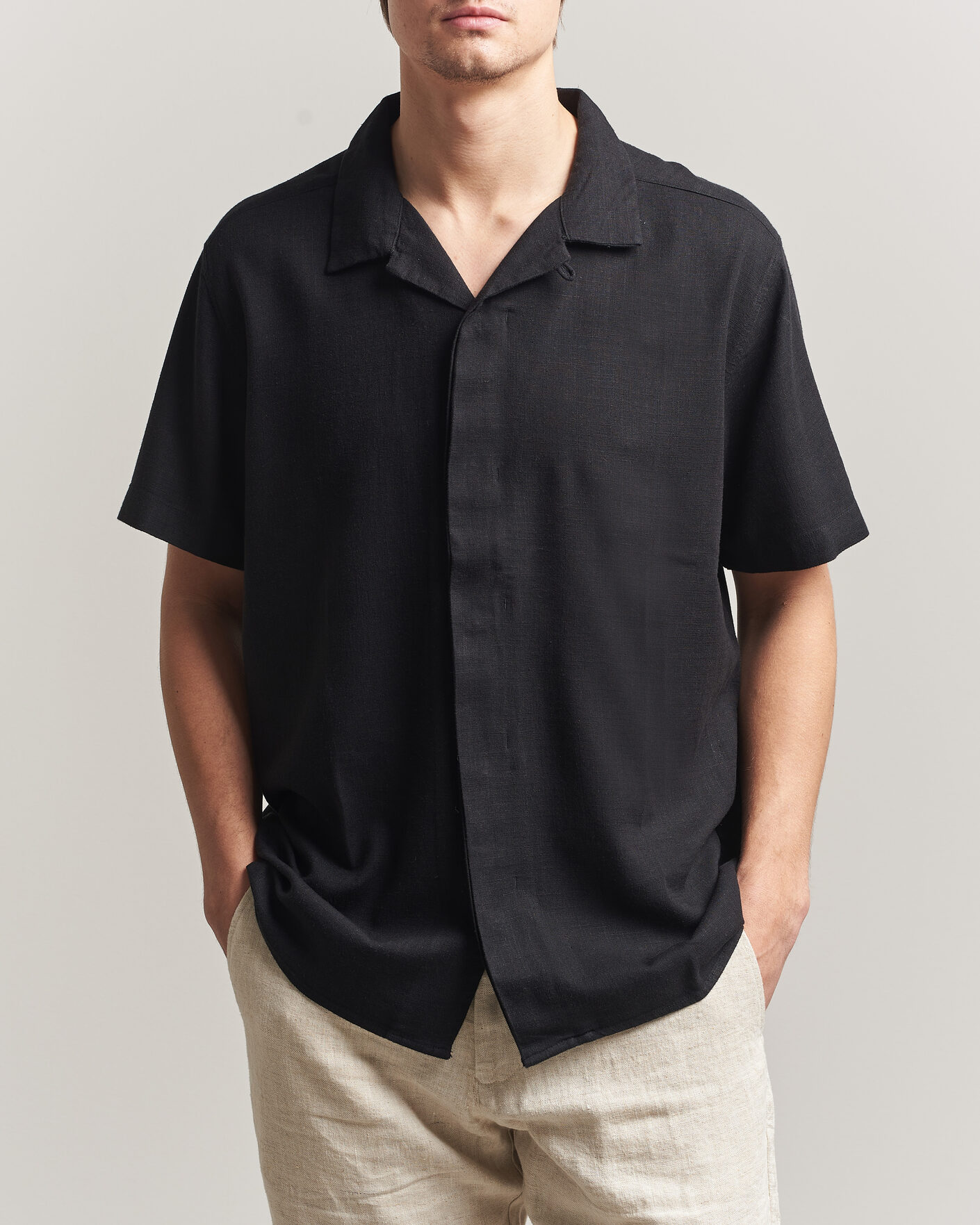 Mies | Kauluspaidat | KnowledgeCotton Apparel | Linen/Lyocell Resort Shirt Black
