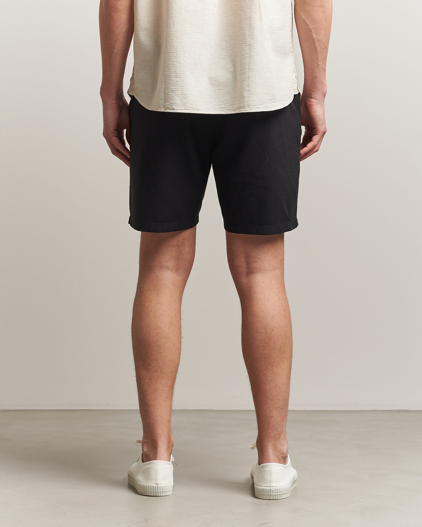 Mies | Shortsit | KnowledgeCotton Apparel | Loose Linen/Viscose Shorts Black