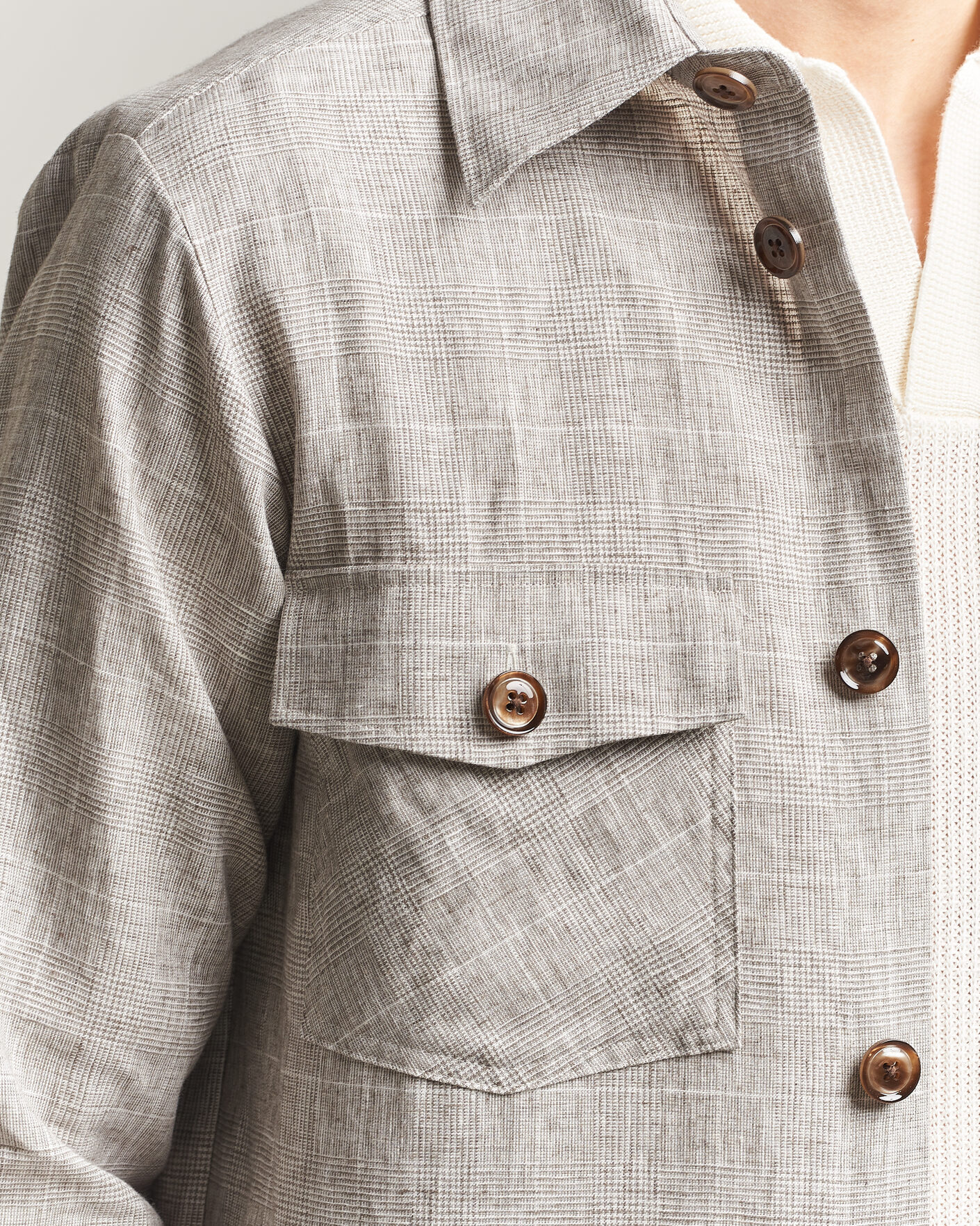 Mies | Kauluspaidat | Oscar Jacobson | Magnus Checked Linen Overshirt Beige