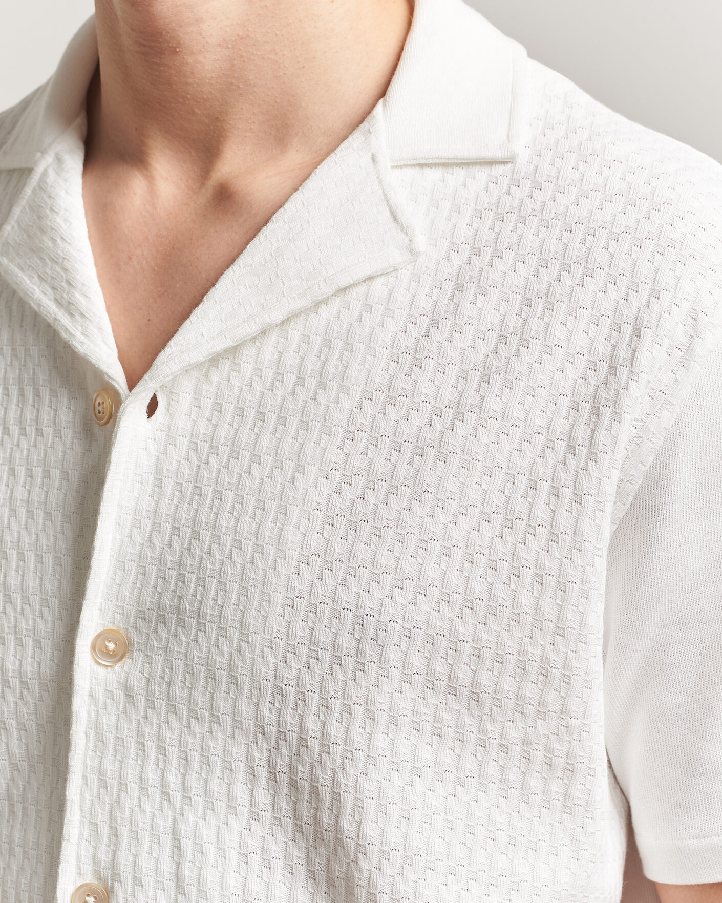 Mies | Kauluspaidat | Oscar Jacobson | Kirk Knitted Short Sleeve Shirt Snow White