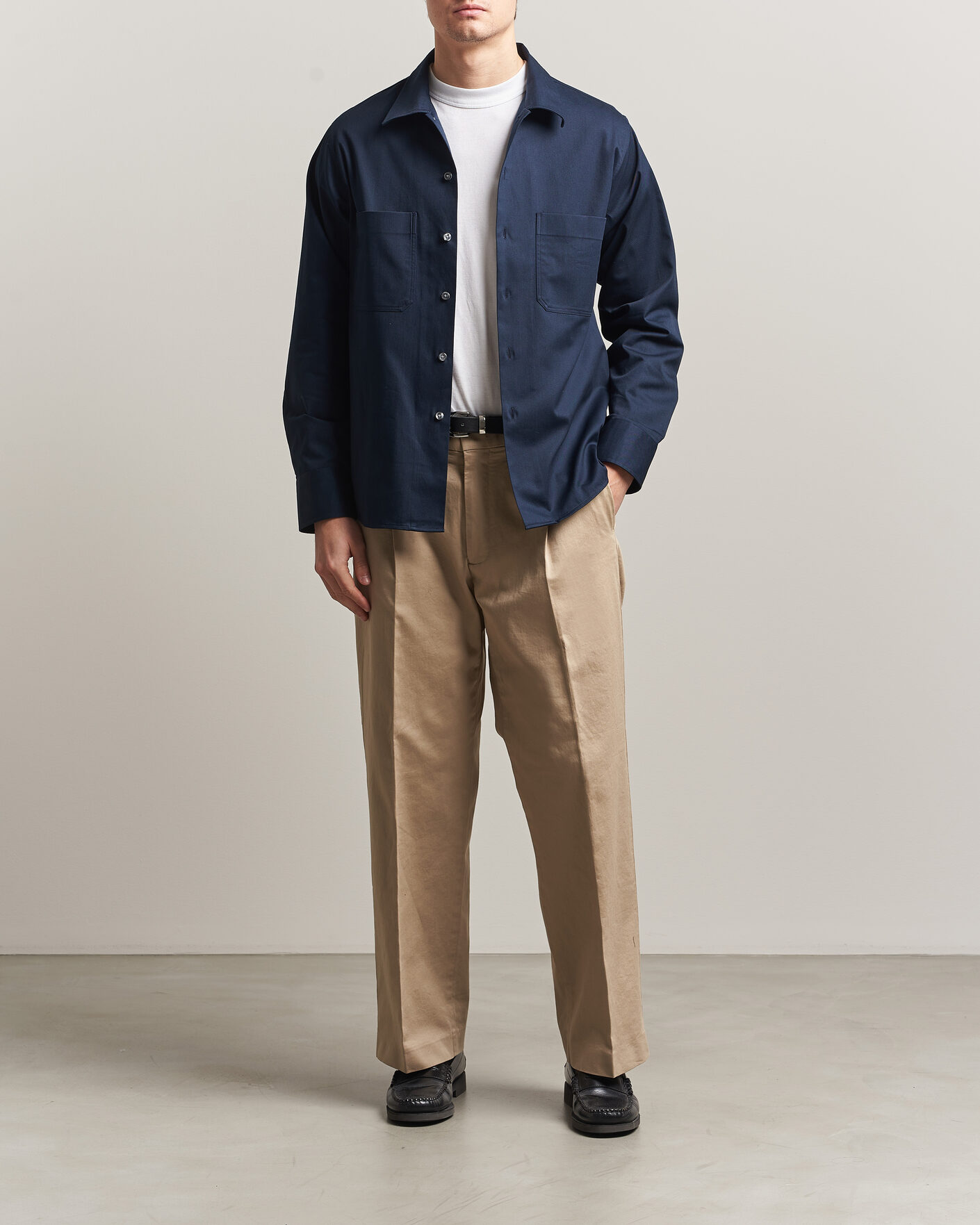 Mies | Kauluspaidat | Oscar Jacobson | Straight Fit Bowling Collar Cotton Shirt Navy