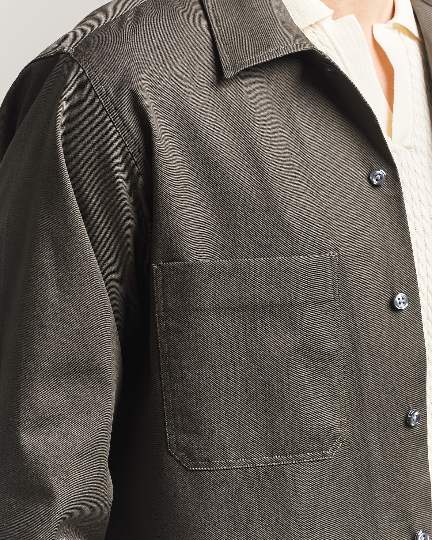 Mies | Kauluspaidat | Oscar Jacobson | Straight Fit Bowling Collar Cotton Shirt Olive