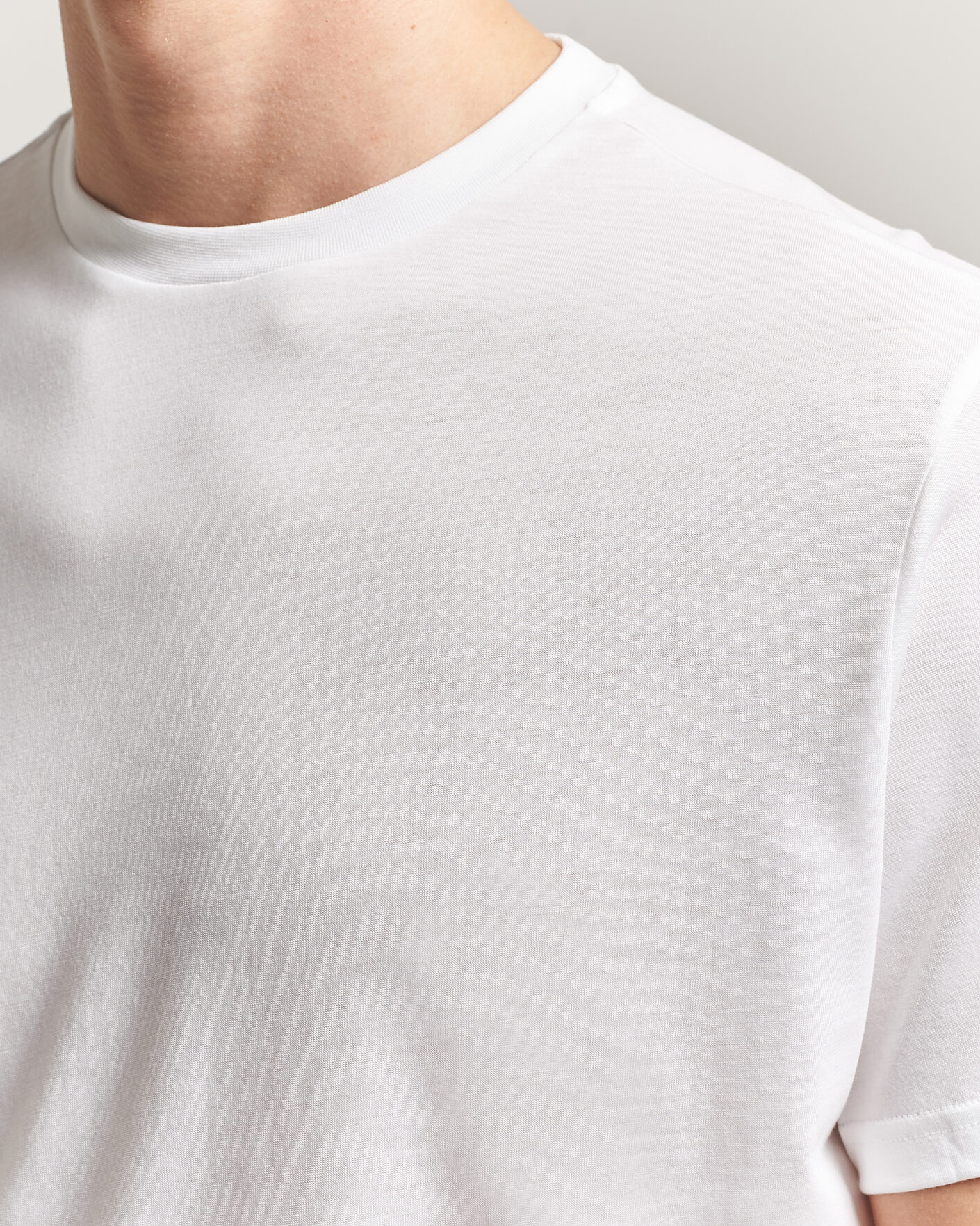 Mies | T-paidat | Oscar Jacobson | Kim Lyocel/Cotton T-Shirt White