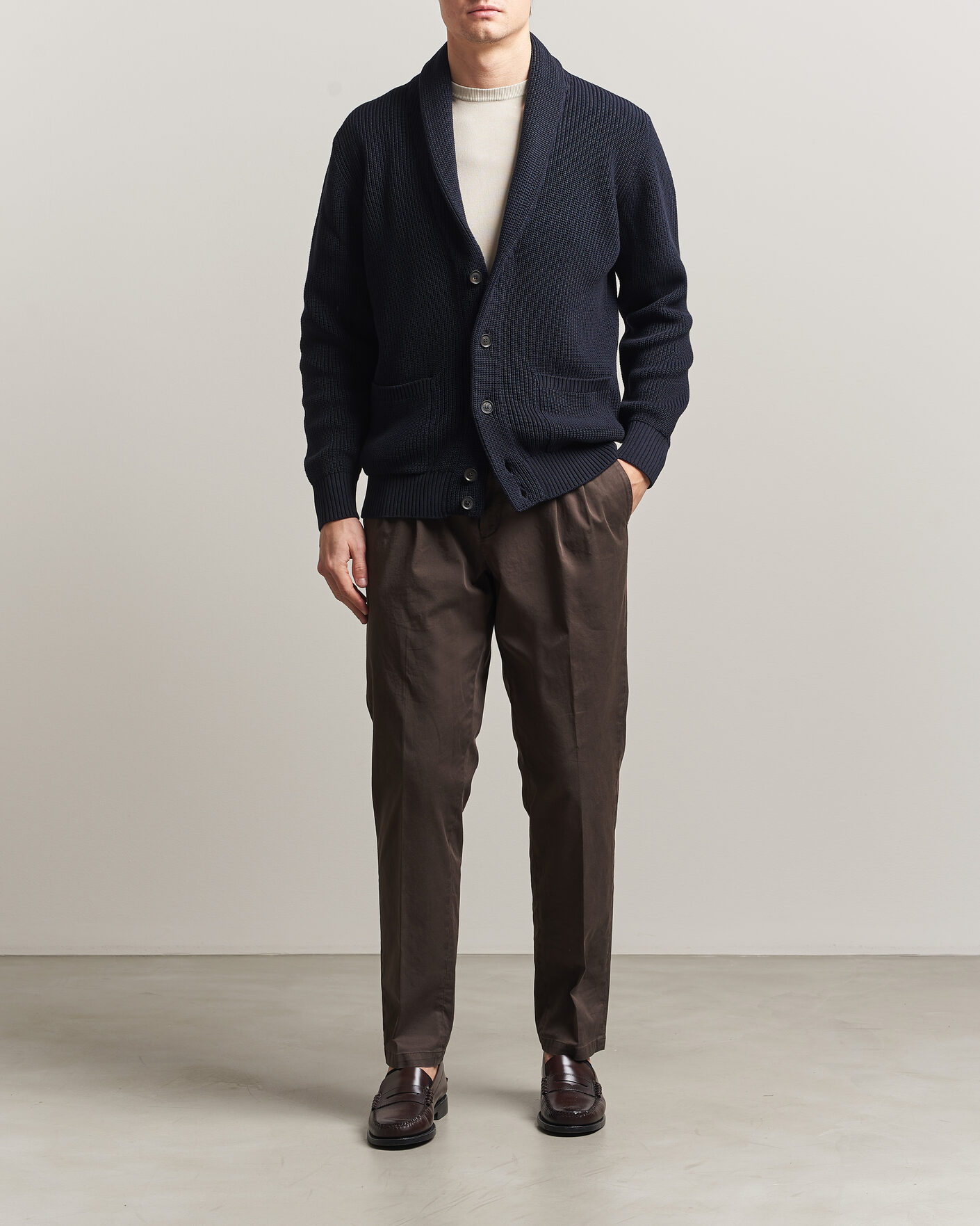 Mies | Puserot | Oscar Jacobson | Roland Knitted Cotton Cardigan Navy