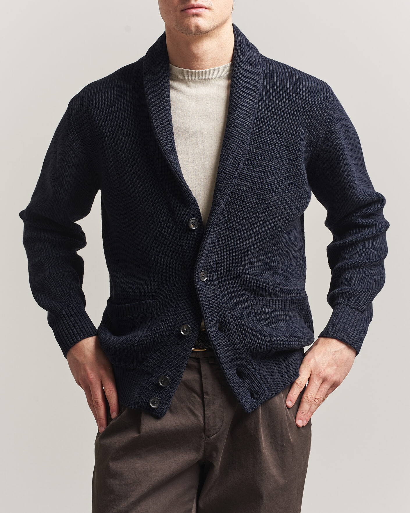Mies | Puserot | Oscar Jacobson | Roland Knitted Cotton Cardigan Navy
