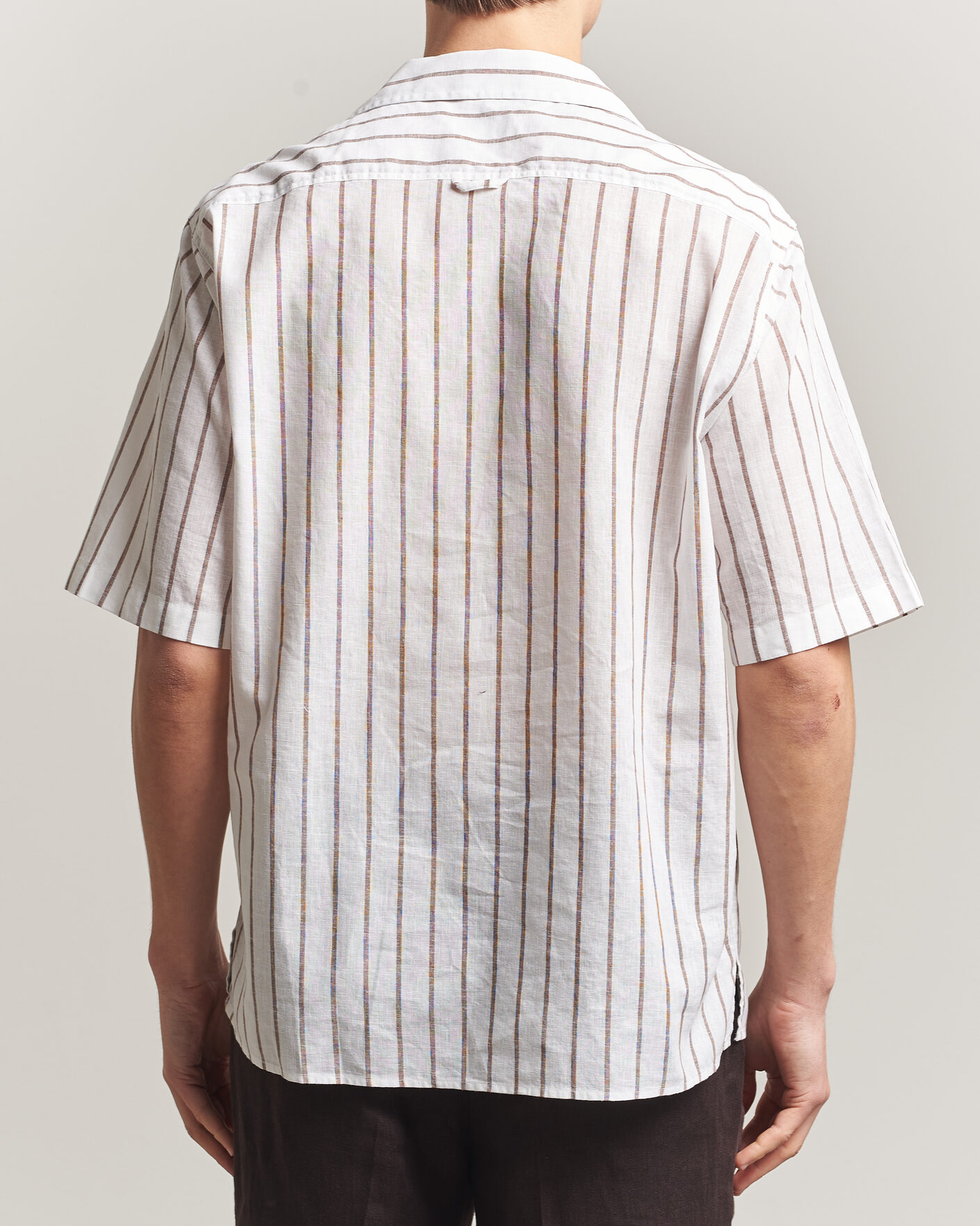 Mies | Kauluspaidat | Oscar Jacobson | Striped Short Sleeve Linen Shirt Brown/White