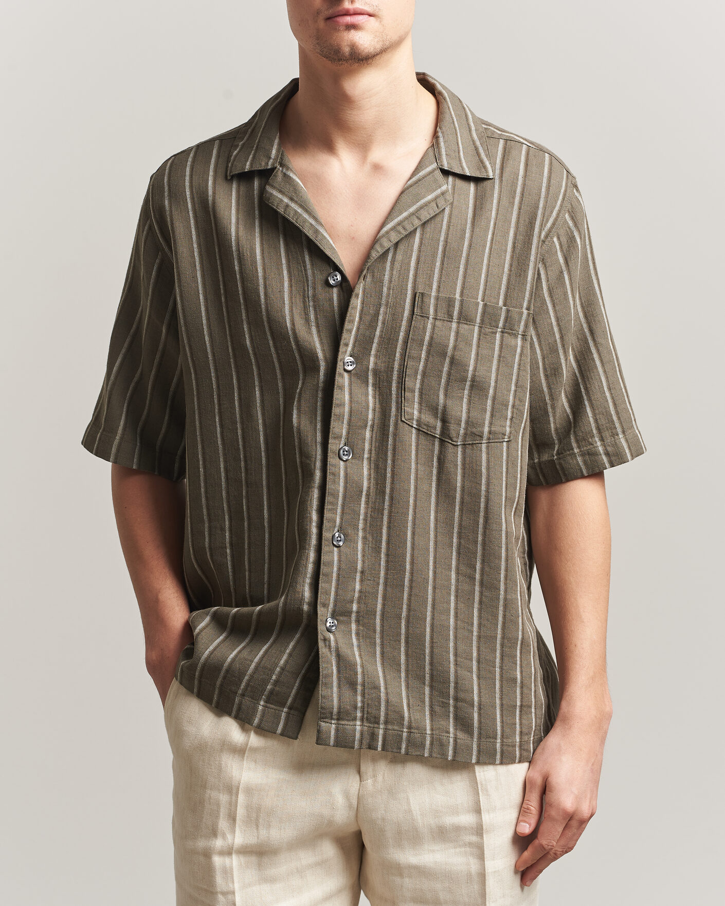 Mies | Kauluspaidat | Oscar Jacobson | Reg Fit Cuban Herringbone Short Sleeve Shirt Green