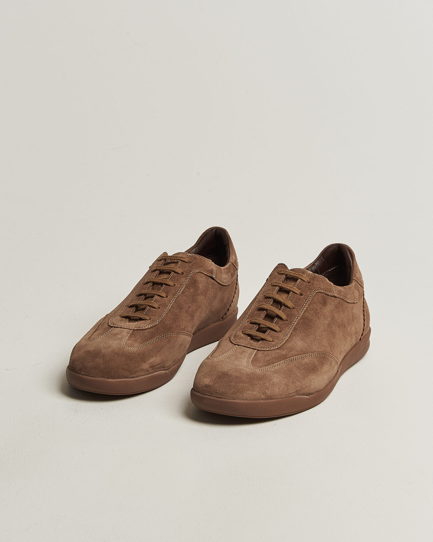 Mies | Tennarit | Loake Shoemakers | Loake 1880 Mayfair Suede Dress Sneaker Flint