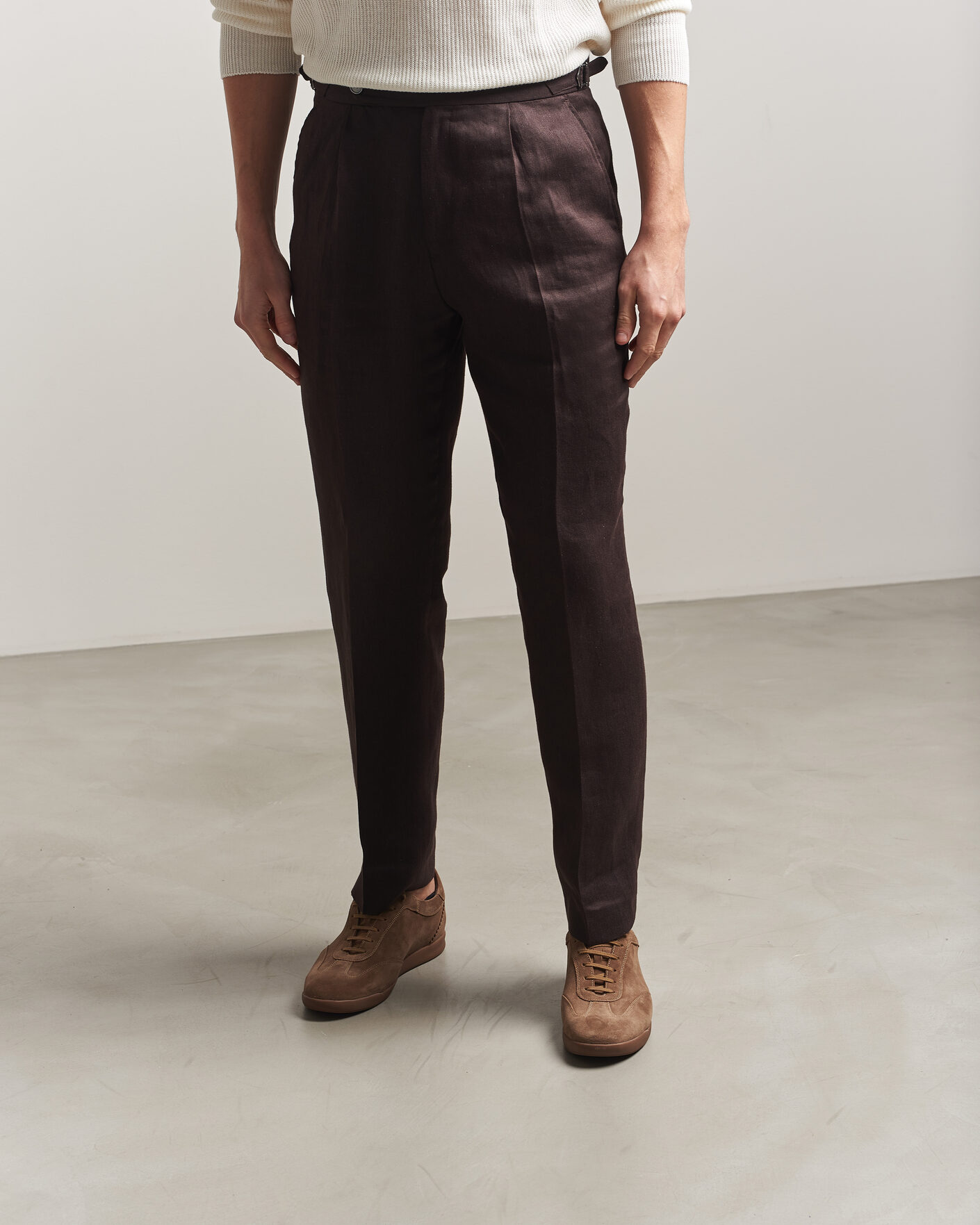 Mies | Tennarit | Loake 1880 | Mayfair Suede Dress Sneaker Flint