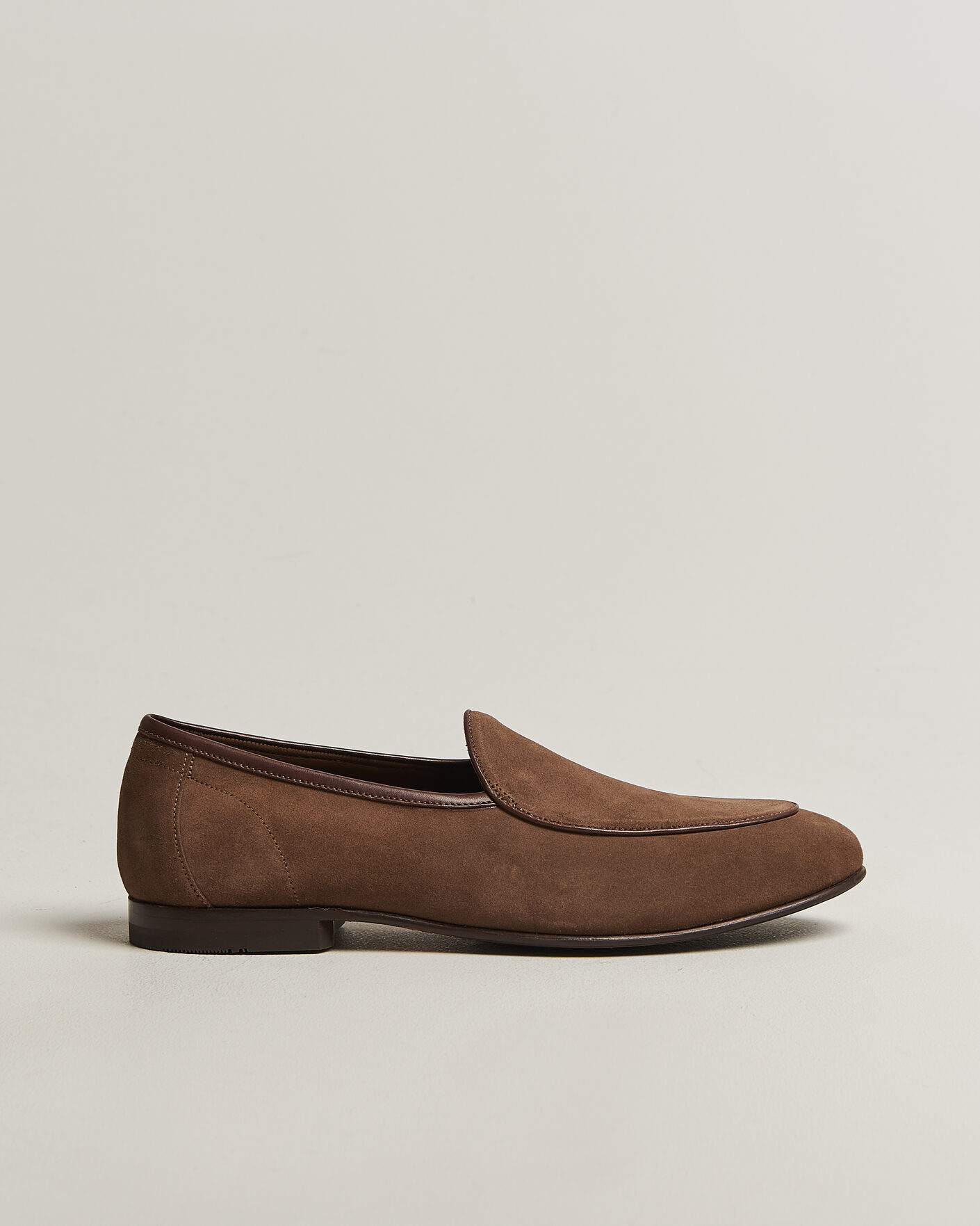 Mies | Loaferit | Loake 1880 | Belgrave Suede Belgian Loafer Flint