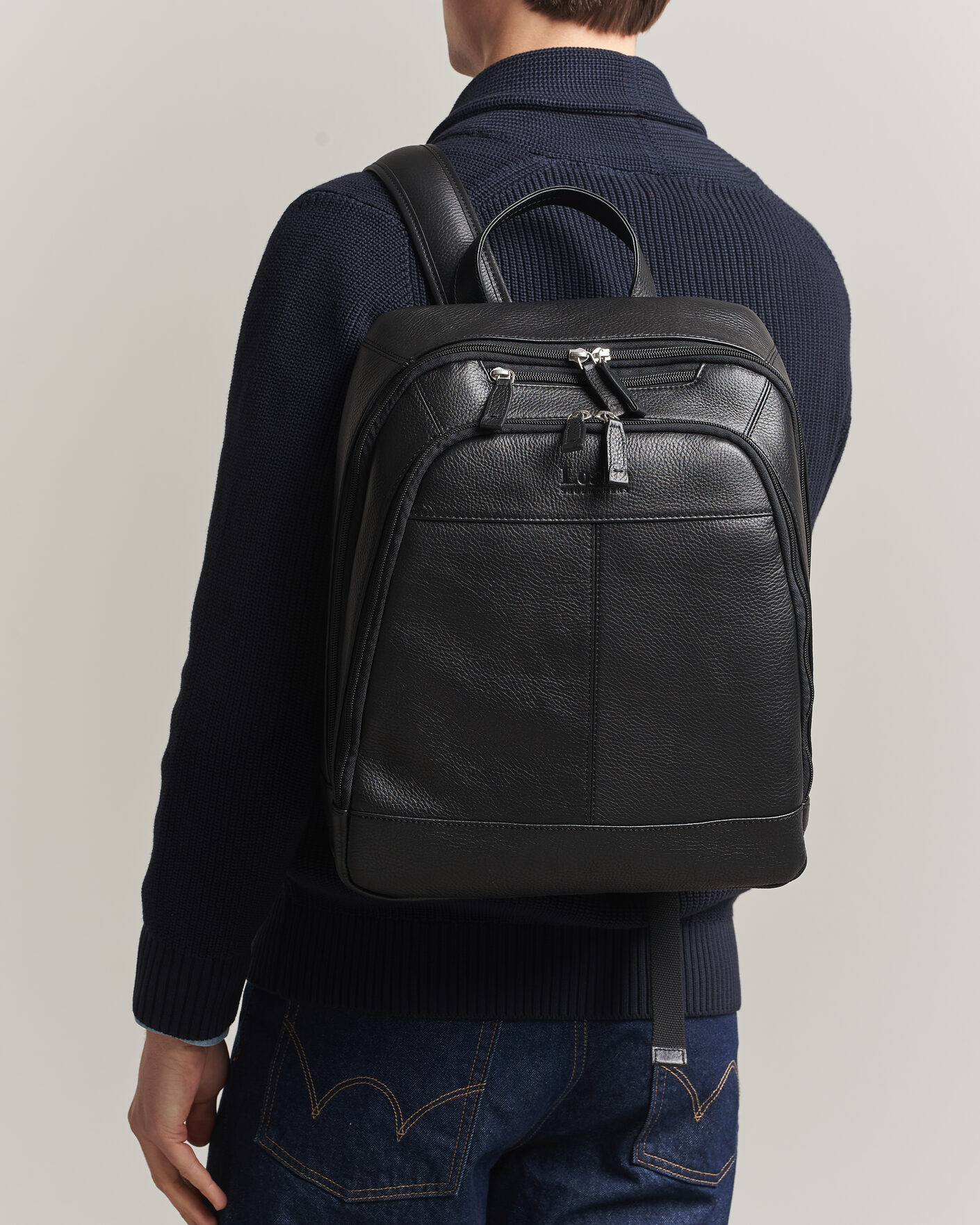 Mies | Laukut | Loake Shoemakers | Waterloo Grained Leather Backpack Black