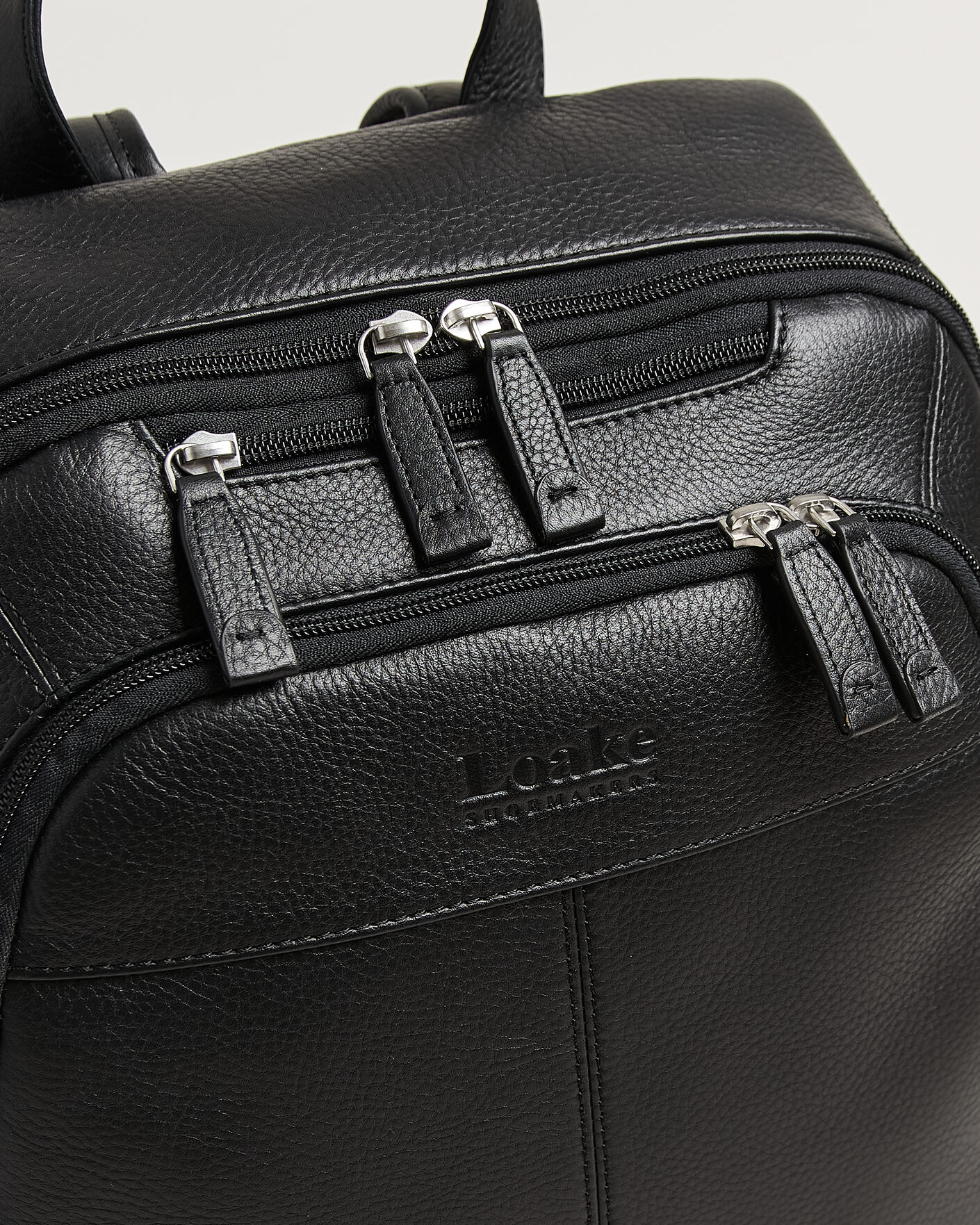 Mies | Laukut | Loake Shoemakers | Waterloo Grained Leather Backpack Black