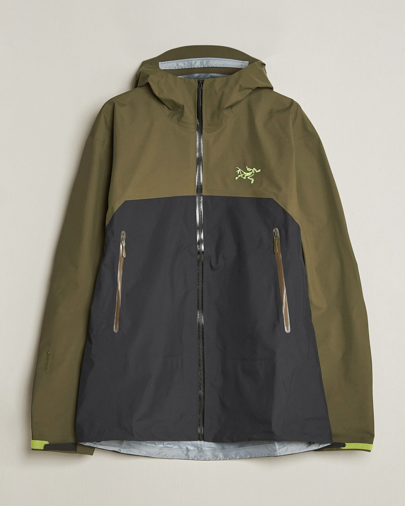 Mies | Takit | Arc'teryx | Beta Gore-Tex Jacket Spotlight