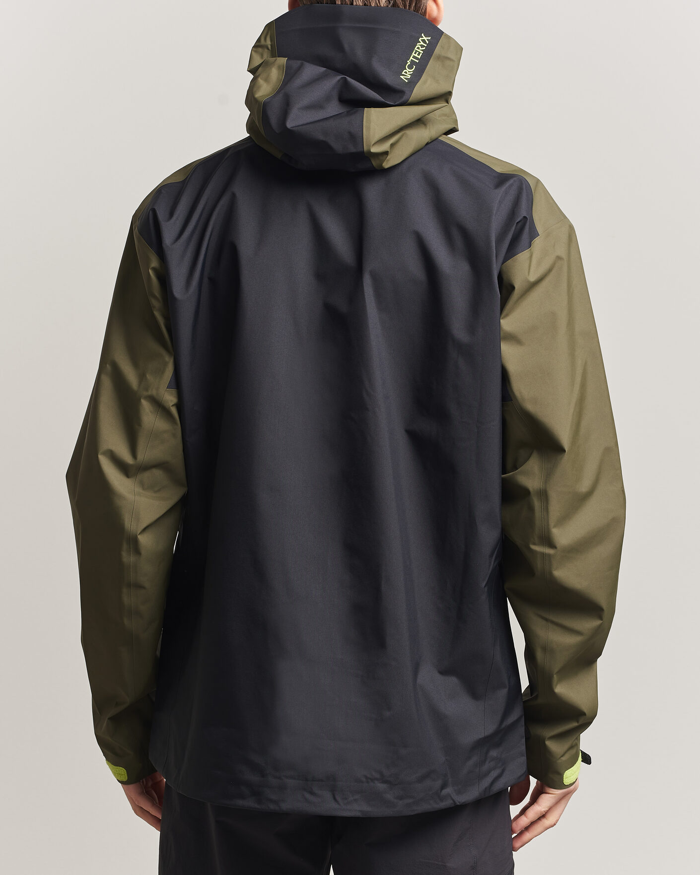 Mies | Takit | Arc'teryx | Beta Gore-Tex Jacket Spotlight