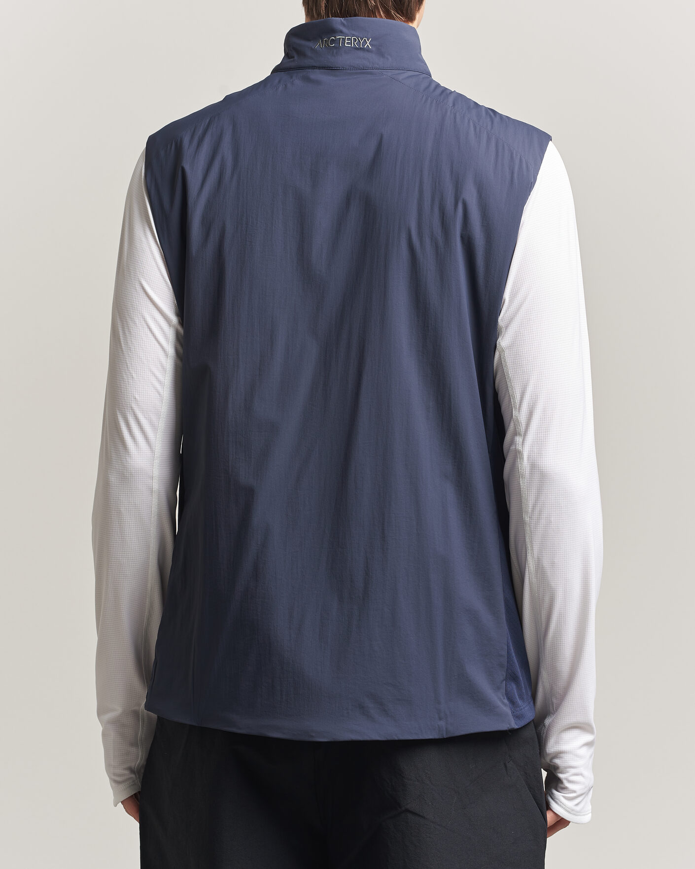 Mies | Ulkoliivit | Arc'teryx | Atom Lightweight Vest Black Sapphire