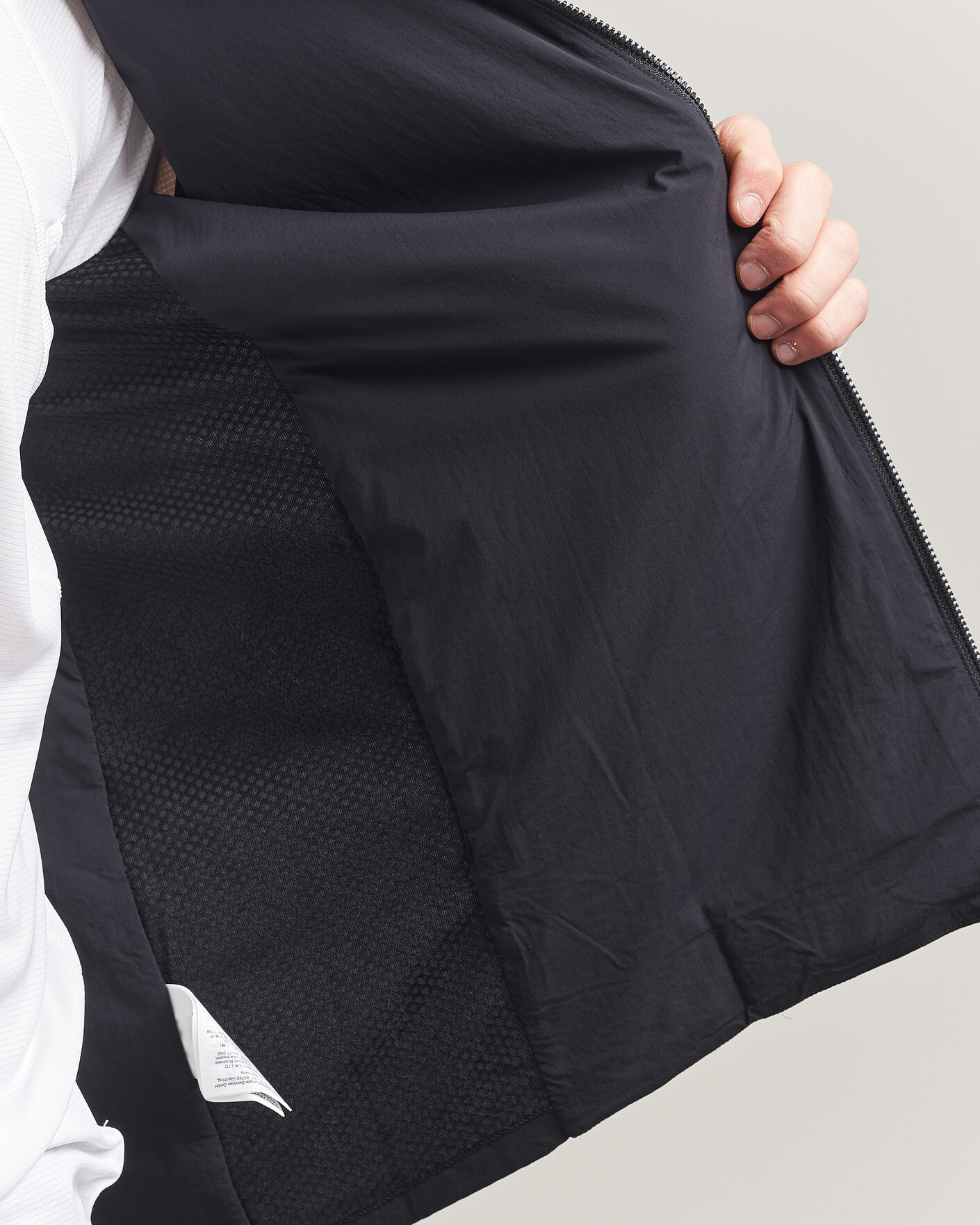 Mies | Ulkoliivit | Arc'teryx | Atom Lightweight Vest Black