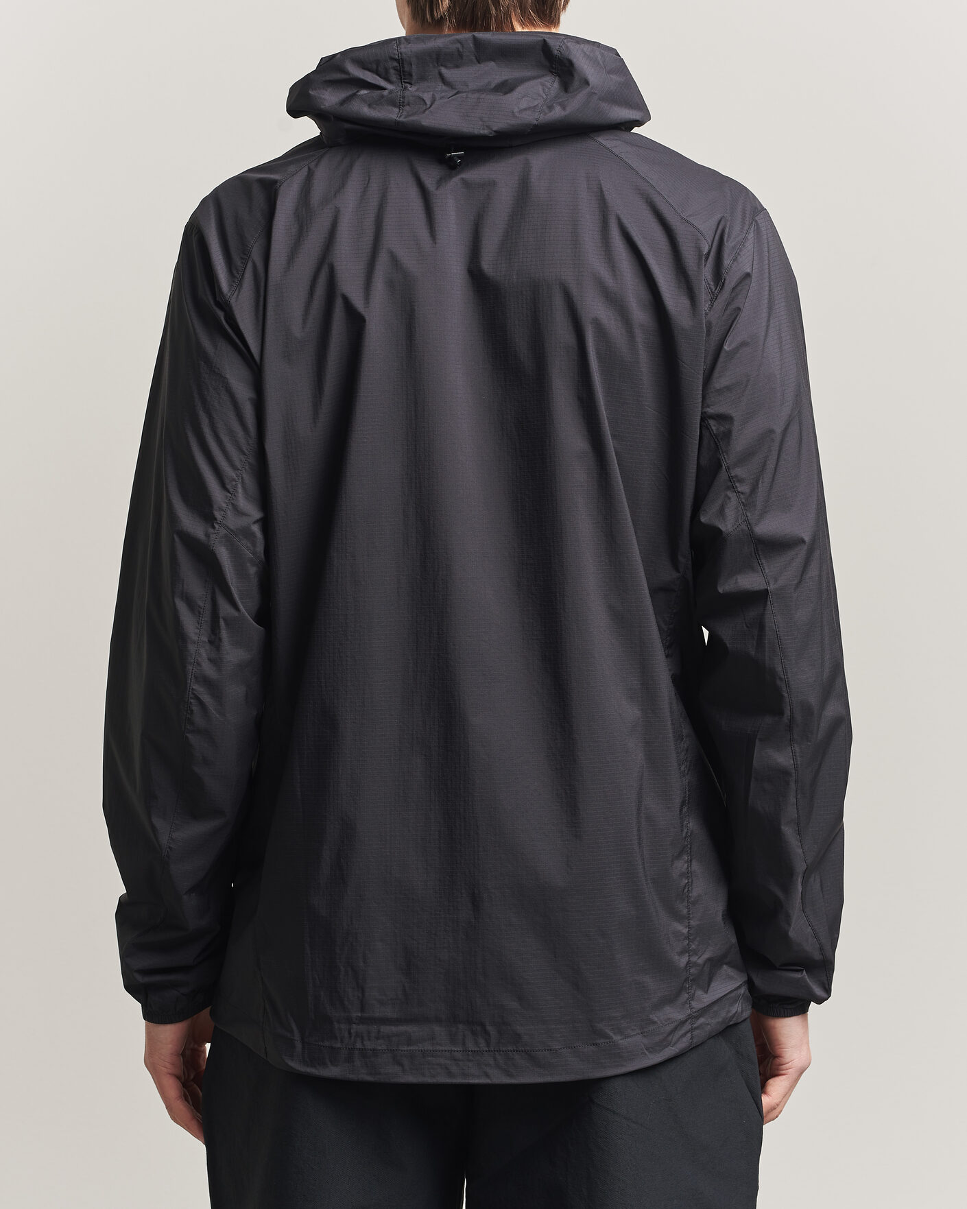 Mies | Takit | Arc'teryx | Squamish Lightweight Hooded Jacket Black