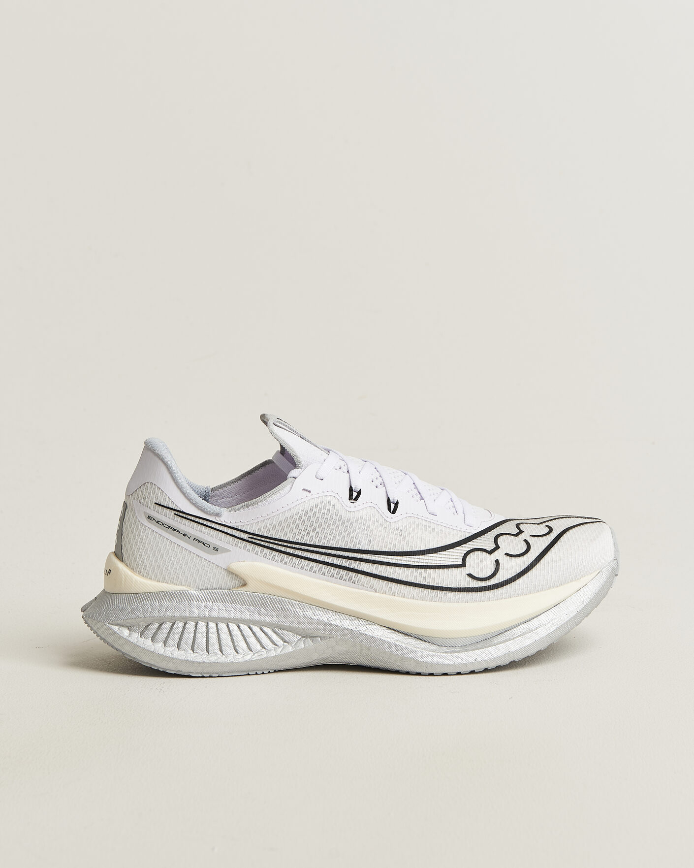 Mies | Juoksukengät | Saucony | Endorphin Pro 5 White/Black