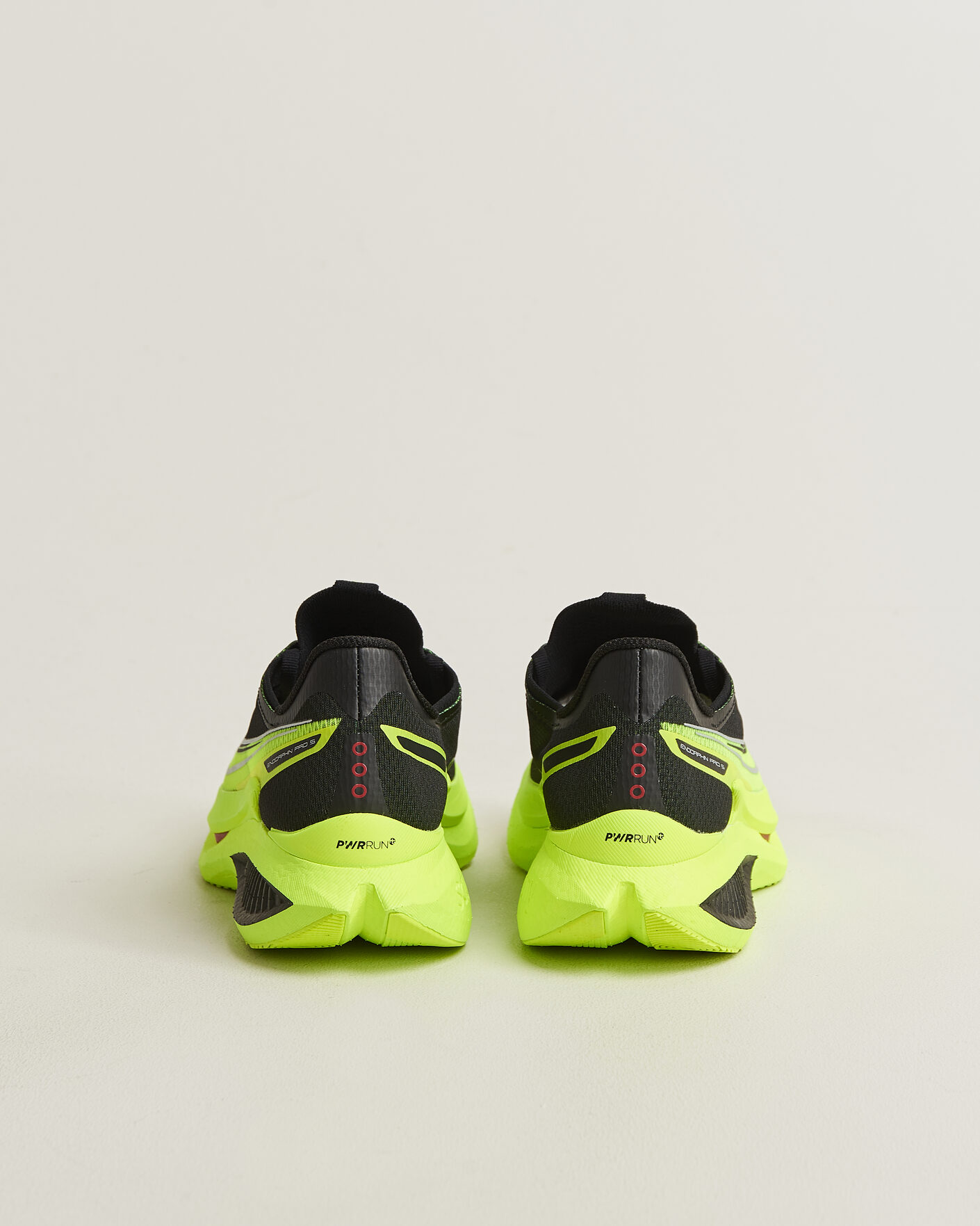 Mies | Juoksukengät | Saucony | Endorphin Pro 5 Black/Shock