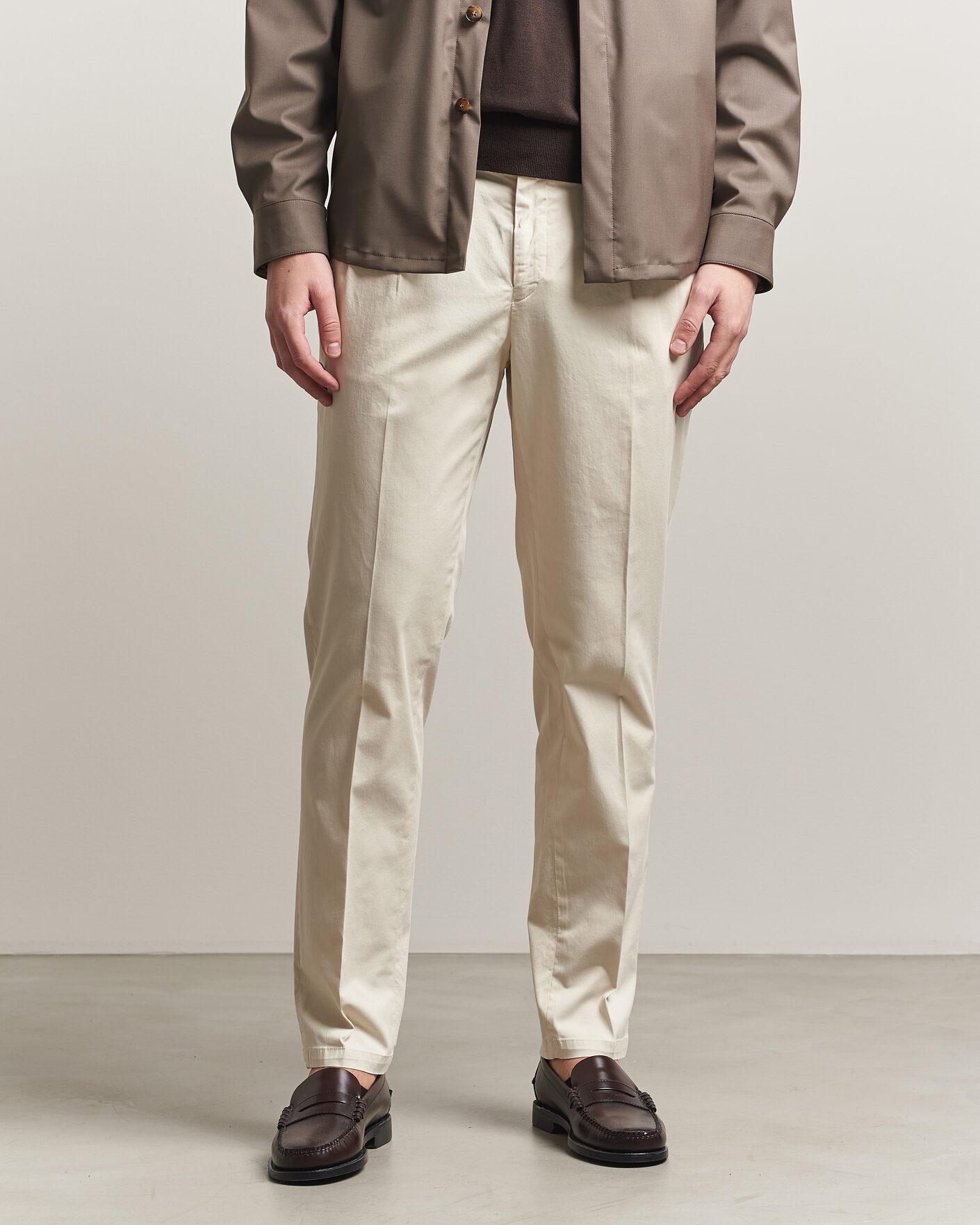 Mies | Housut | Briglia 1949 | Easy Fit Pleated Cotton Stretch Chino Cream