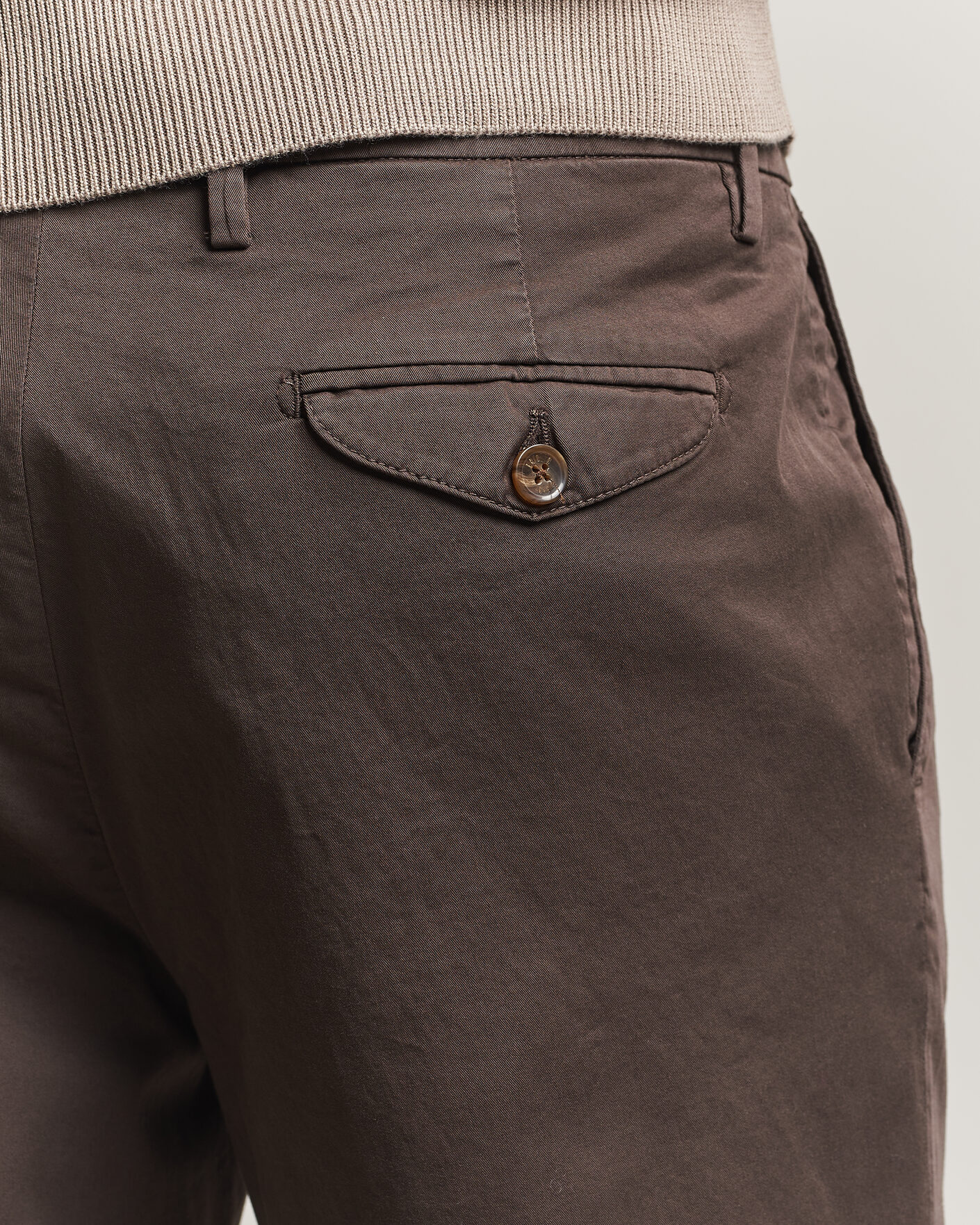 Mies | Housut | Briglia 1949 | Easy Fit Pleated Cotton Stretch Chino Brown